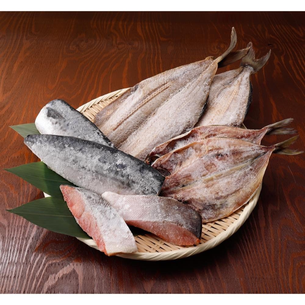 お魚屋さんの極上干物セット 4種類×2枚 全8点詰合せ