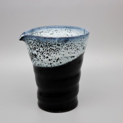 片口酒器(創雪紋)