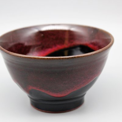 碗(赤黒)