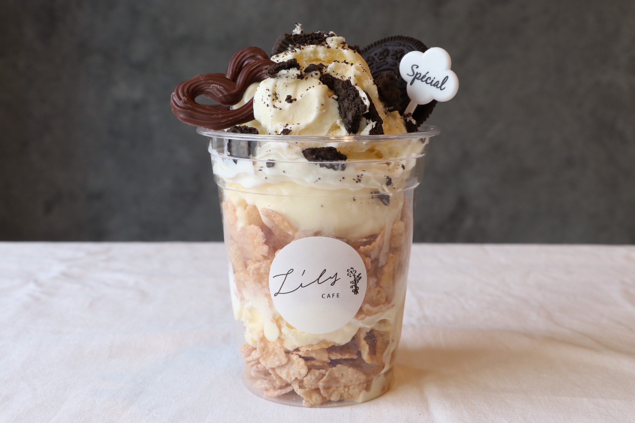 店頭払いのみ パフェ 店内飲食 Lily Cafe あなたの もっと を叶えるサロン カフェ ツクツク ウェブチケット モバイル コトの通販サイト 体験を買える