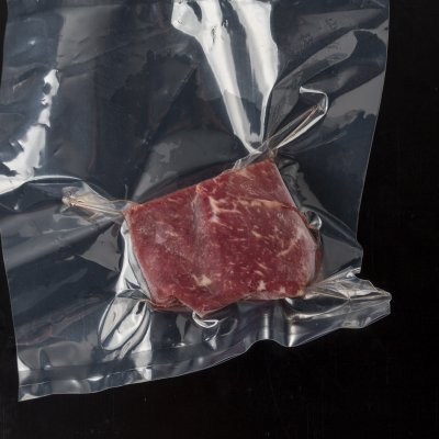 熊本名物 厳選馬肉 馬刺し3種類 極上赤身 馬レバー 馬トロフレーク 詰め合わせ特別セット 50ｇ 6個 計300ｇ 熊本郷土料理 鶏城 Tricky ツクツク 通販 モバイル 最もお得な高ポイント還元通販サイト