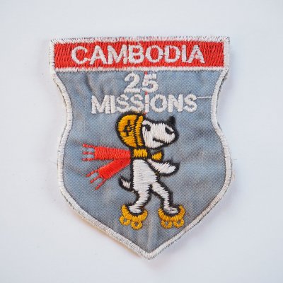 スヌーピー ビンテージワッペン グレー Cambodia 25 Missions 全国にお届け ヴィンテージ スヌーピー コレクション ツクツク 通販 モバイル 最もお得な高ポイント還元通販サイト