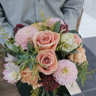 スモークーピンクのーのフレッシュブーケ(ご来店受け取り・無料配達地域限定商品)