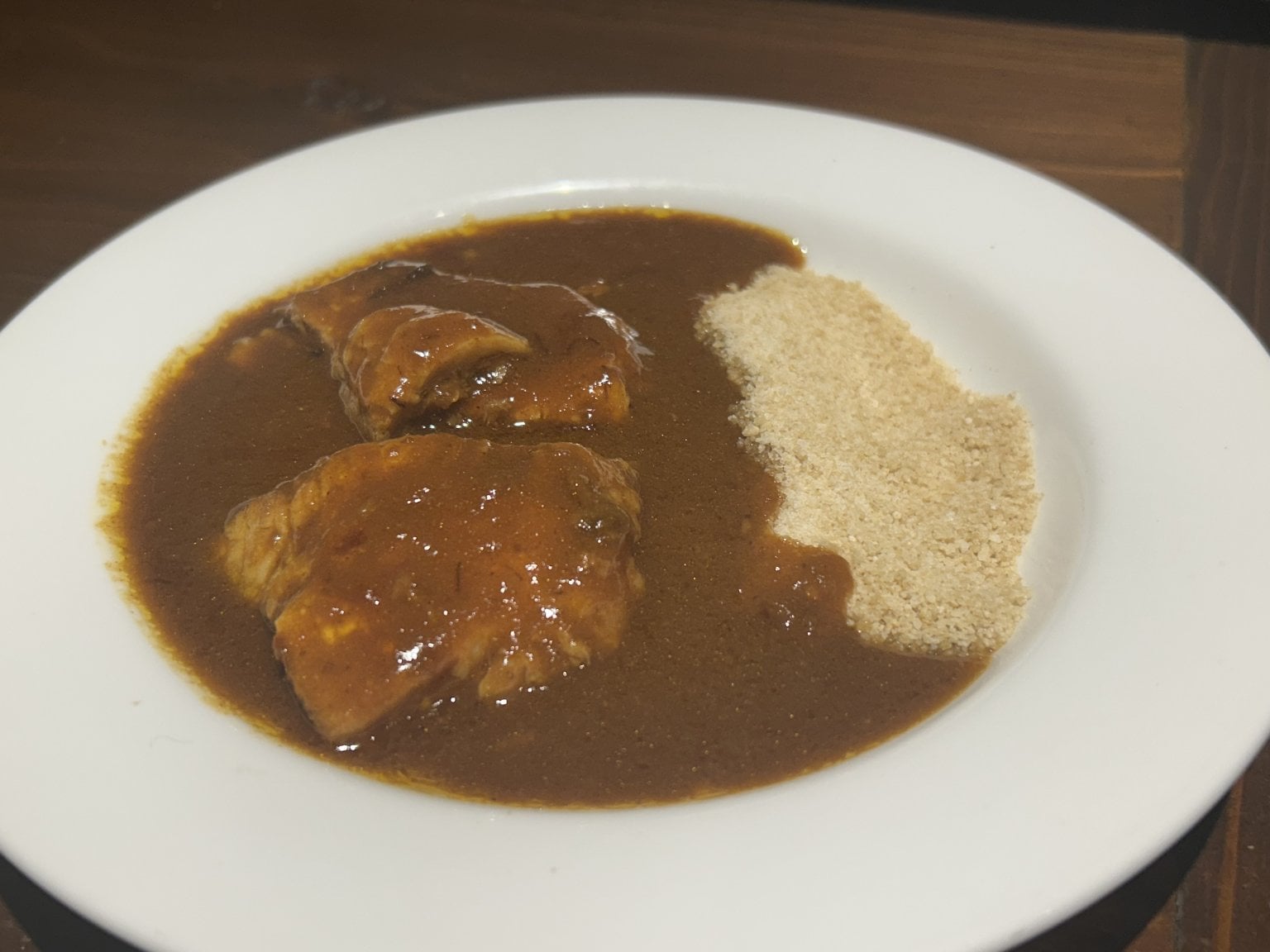 ランチチケット　スペアリブカレーのクスクス
