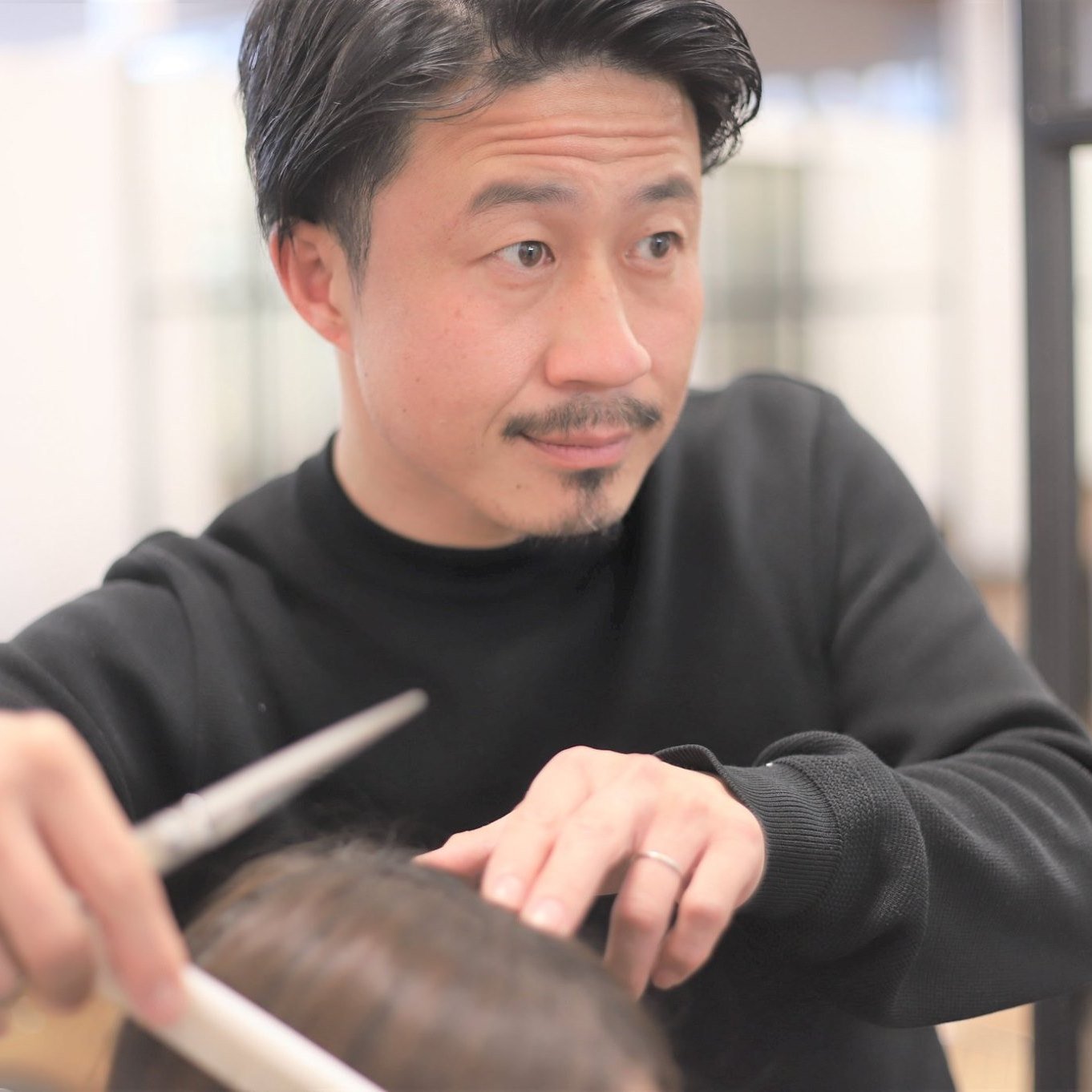 メンズカットポイント 佐賀市美容室 大園ひろ基 カットにこだわる美容師 くせ毛を活かす技術 ステップボーンカット ツクツク ウェブチケット モバイル コトの通販サイト 体験を買える