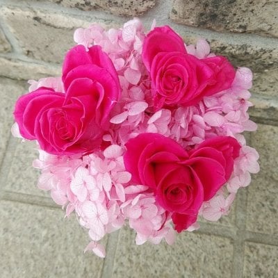 3本のバラは愛の告白に♪　かわいいハート型プリザーブドフラワー　プロポーズ・記念日に♪　　送料込