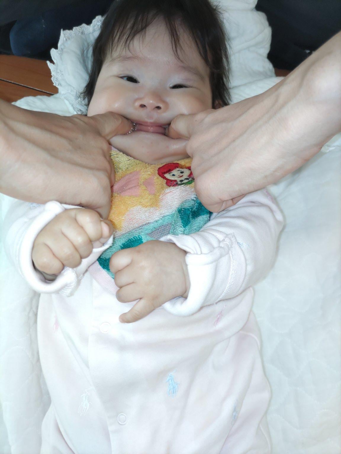 体の発達使い方、お口マッサージ・舌はがし経絡マッサージ