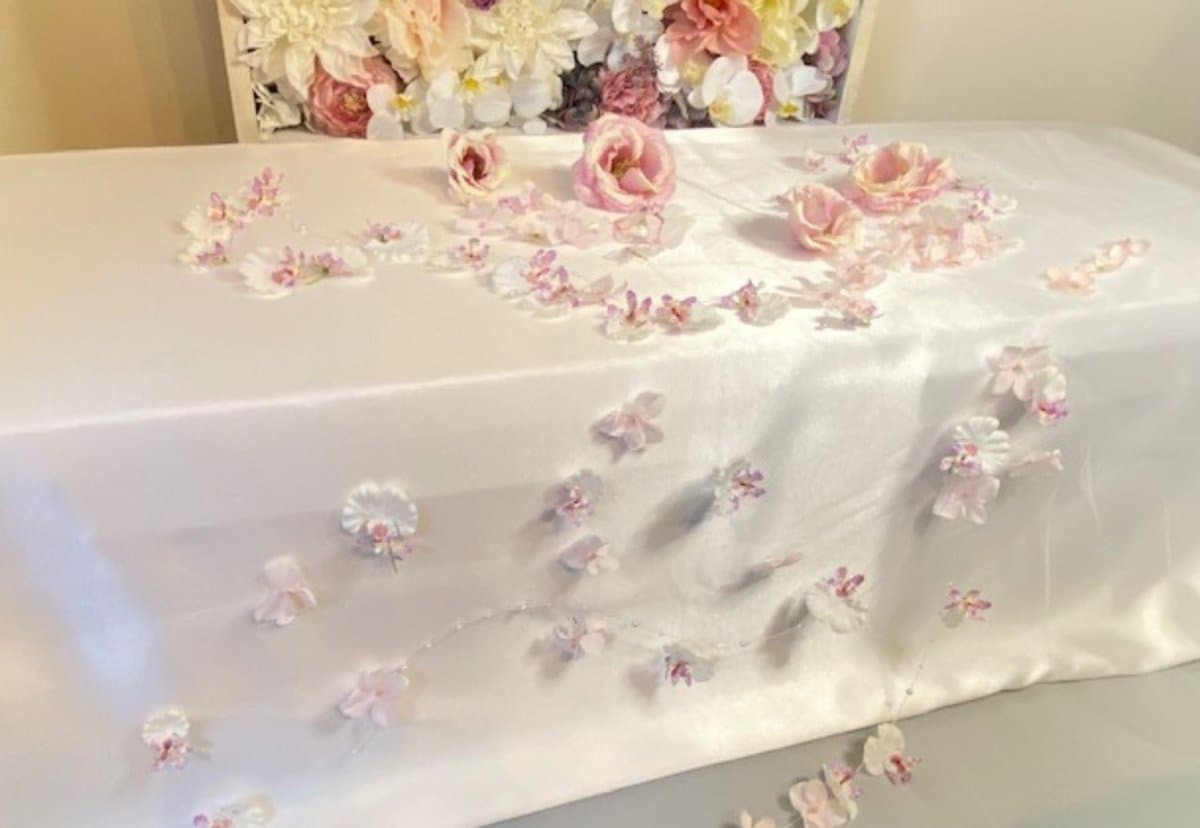 チェンジフローラルブランデコレーションカバー（change floral decoration cover） 新しい棺掛け