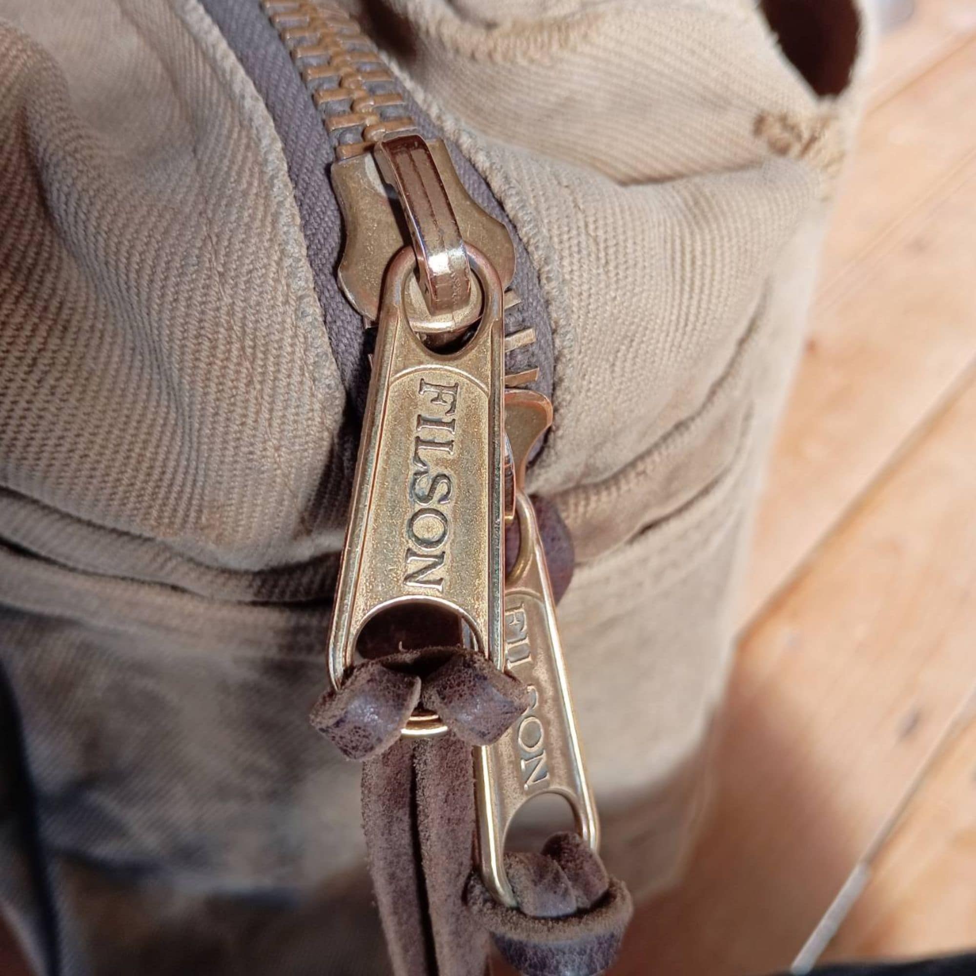 高ポイント】フィルソン ジッパートート ラギッドツイル アメリカ製