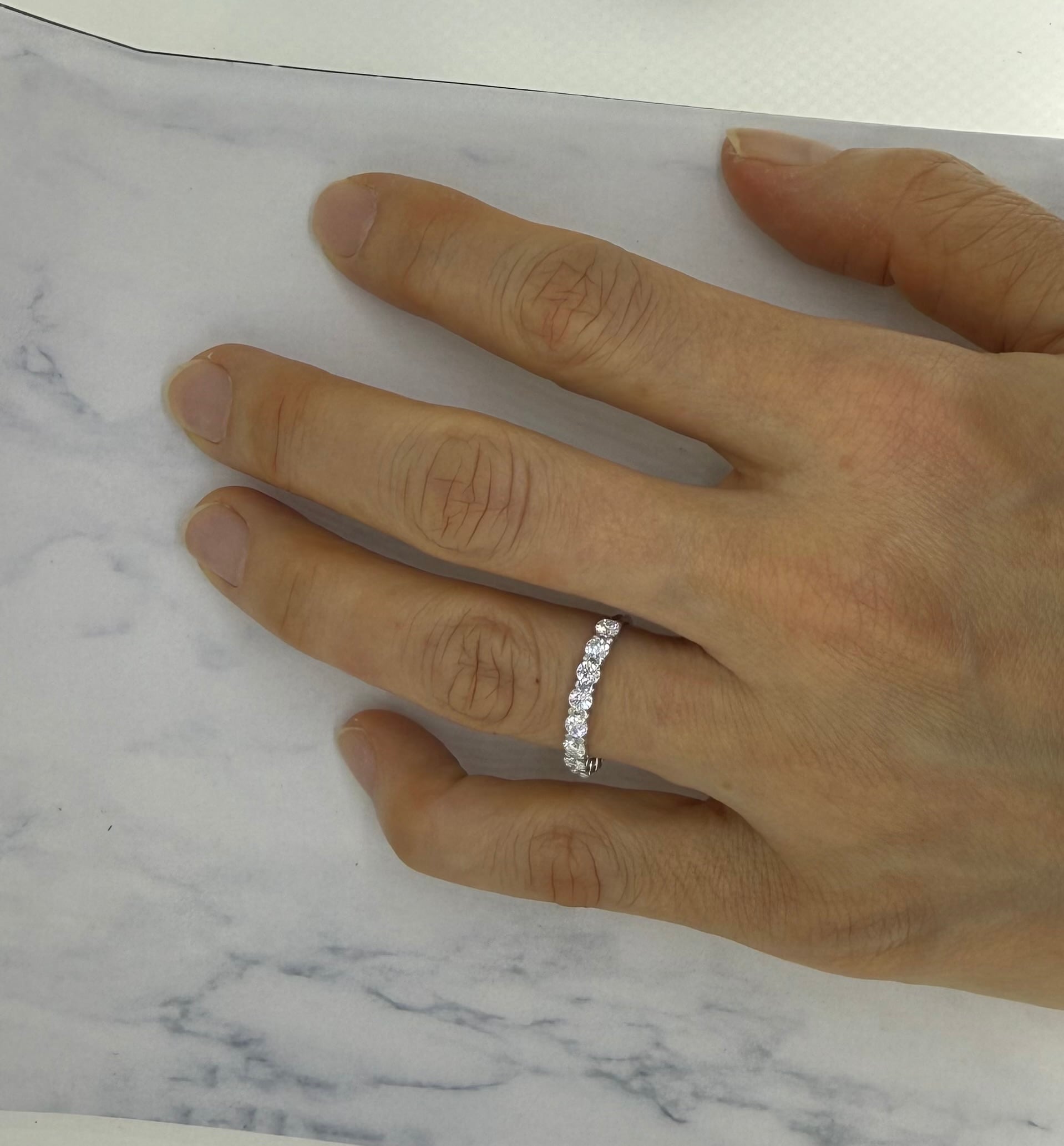 pt900.ドロフィンのファションリング、(未使用) N o.1345. Pt900 インフィニティリング #11.9 – ALINA