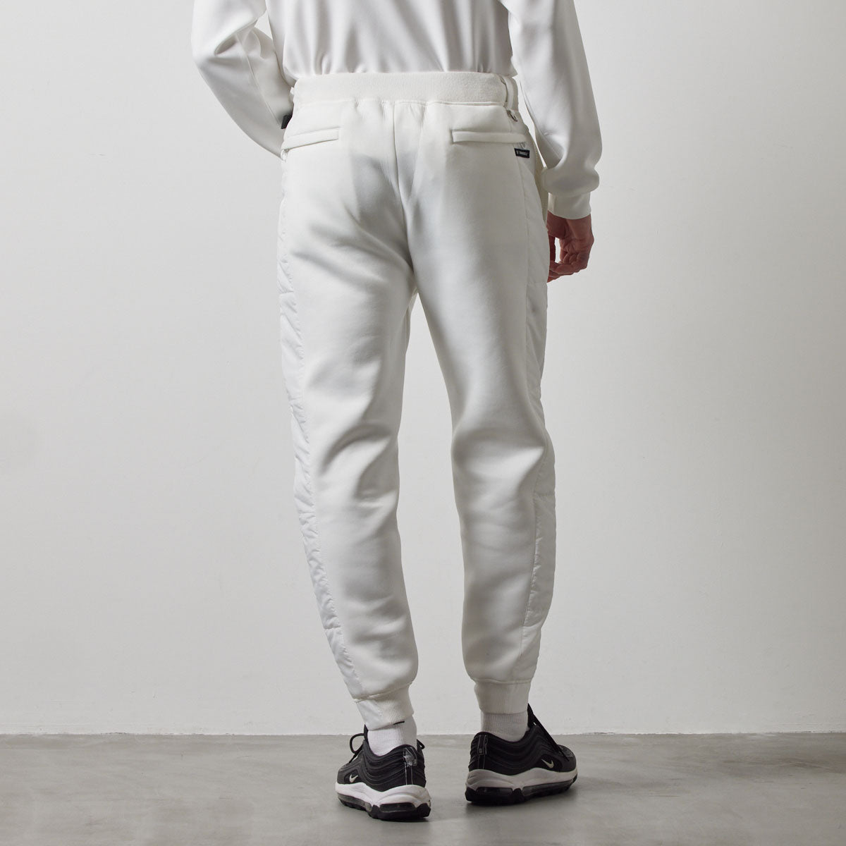 BANDEL SIDE PUFFER TRACKPANTS MENS／バンデル サイド パファー