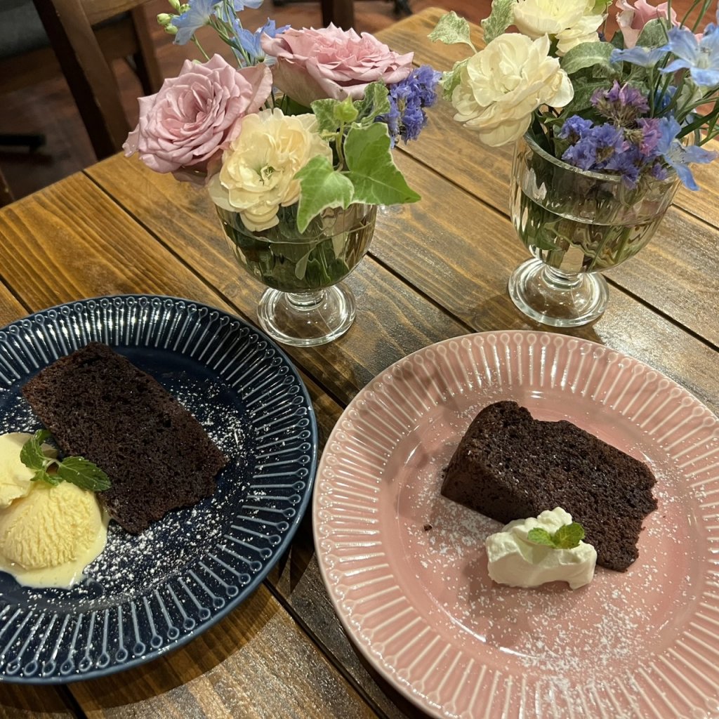【モバイルオーダー限定☆】チョコレートギネスケーキ（ハーフサイズ）