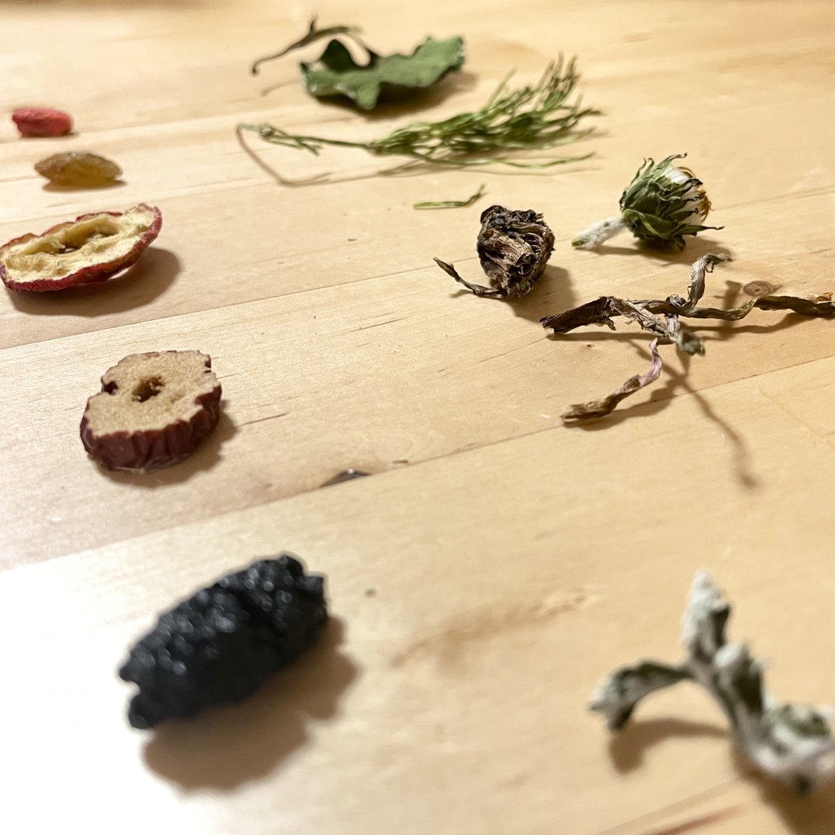 10/17(金）開催『ハーブを楽しむ会』目黒住区センター（三田分室）オリジナルブレンドハーブティを作る