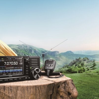 無線機 ICOM IC-705(10w) HF〜430MHz帯DVを含むオールモード 銀行振込・代金引換購入のみ！