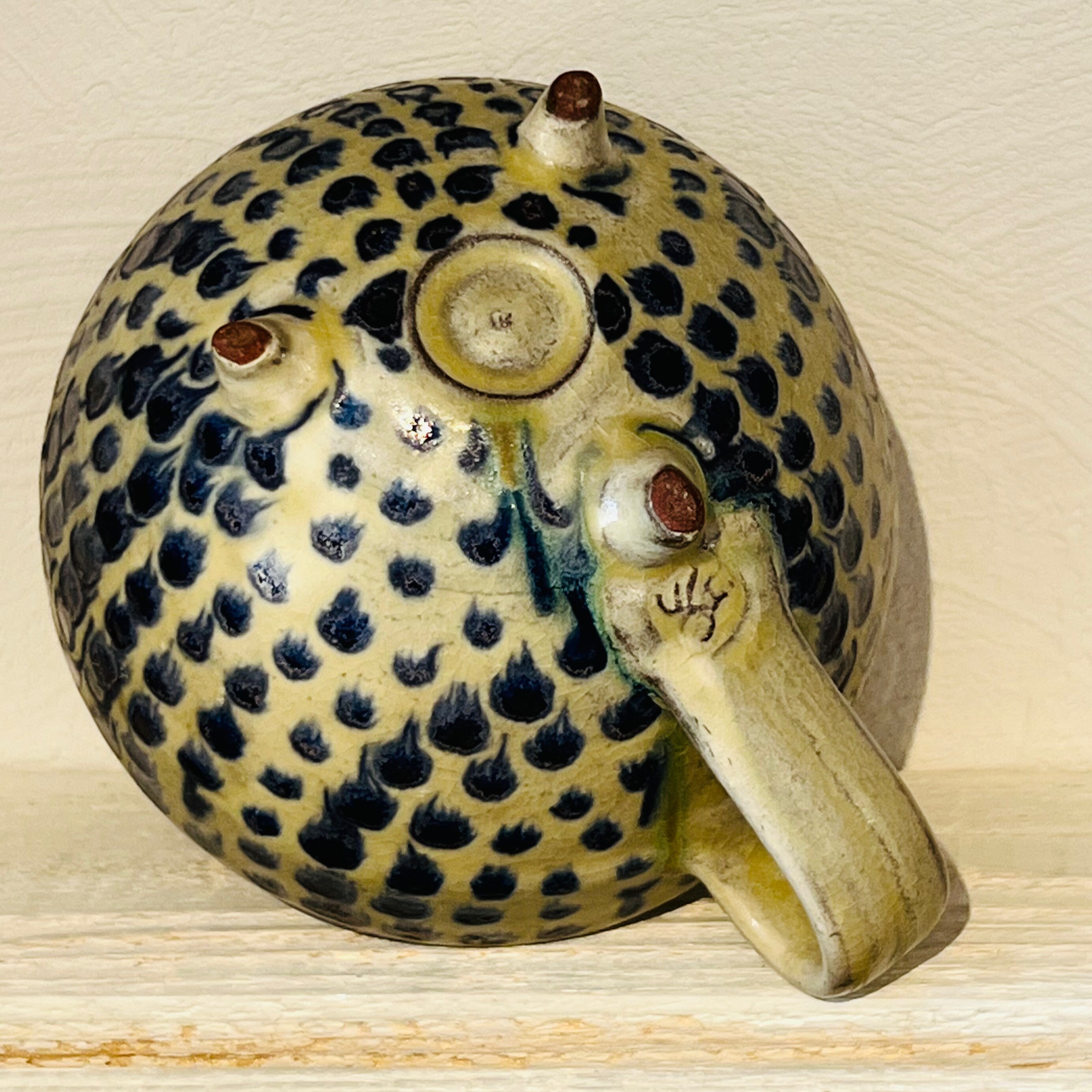 3つ足カフェボウル スープカップ 紺色ドット やちむん 12cm南陶窯 久場