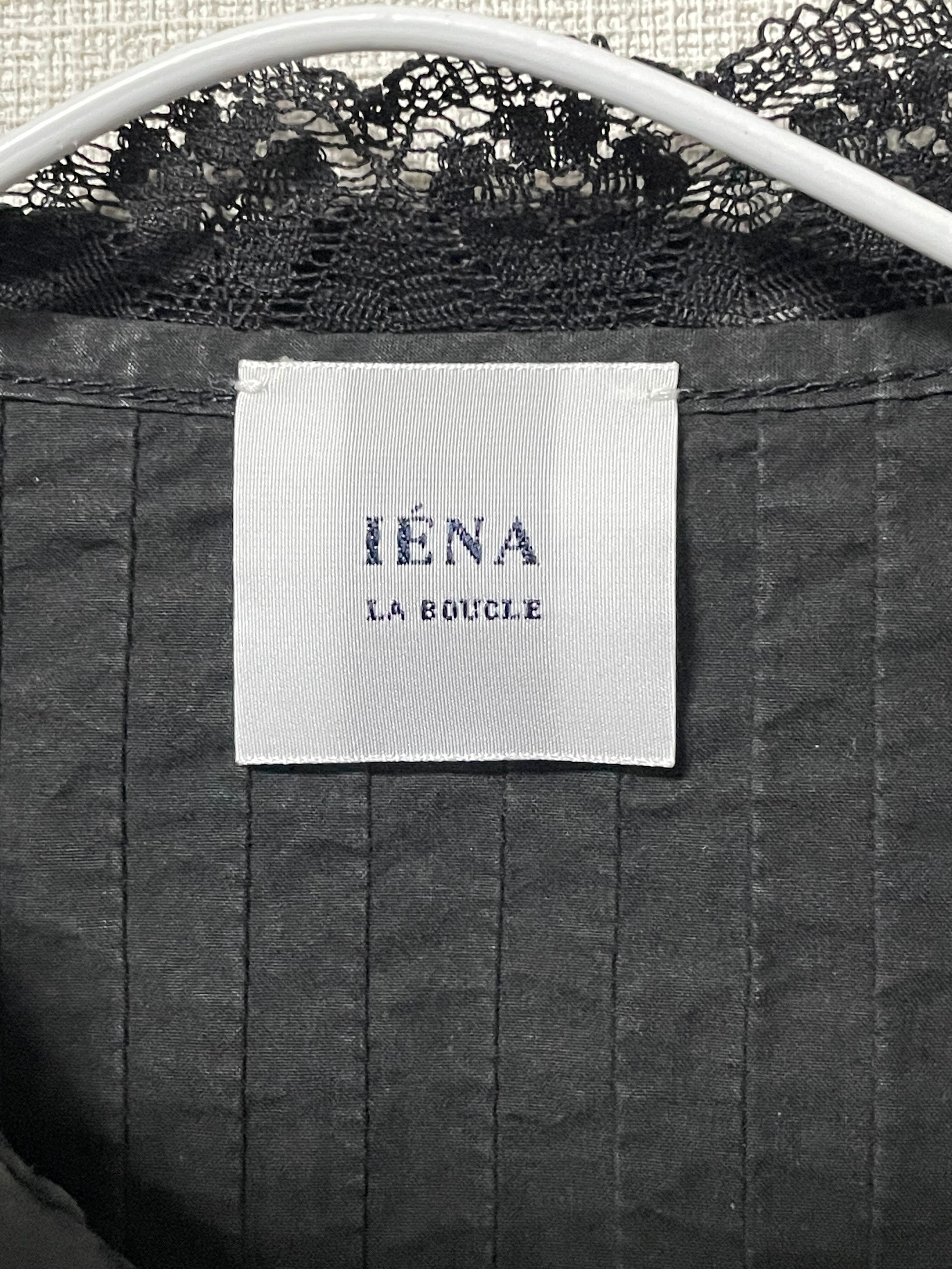 フリマサイトでも販売中！IENA LA BOUCLE イエナラブークル
