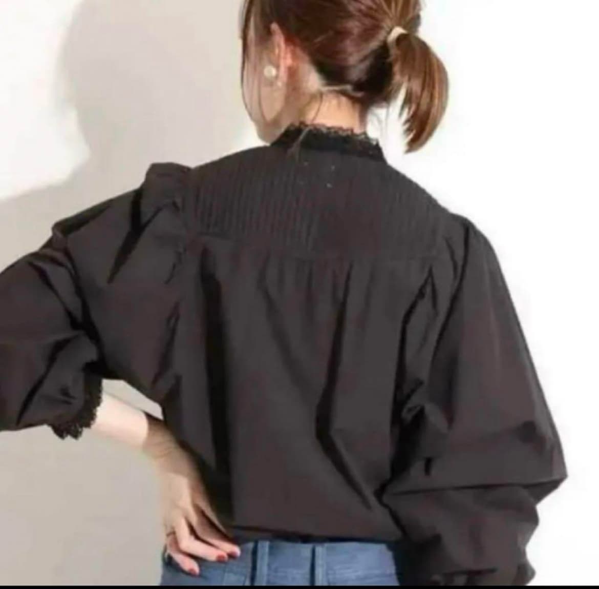 IENA - タグ付き　IENA LA BOUCLE タイプライター レースブラウス ブラック フリマサイトでも販売中！IENA LA BOUCLE イエナラブークル