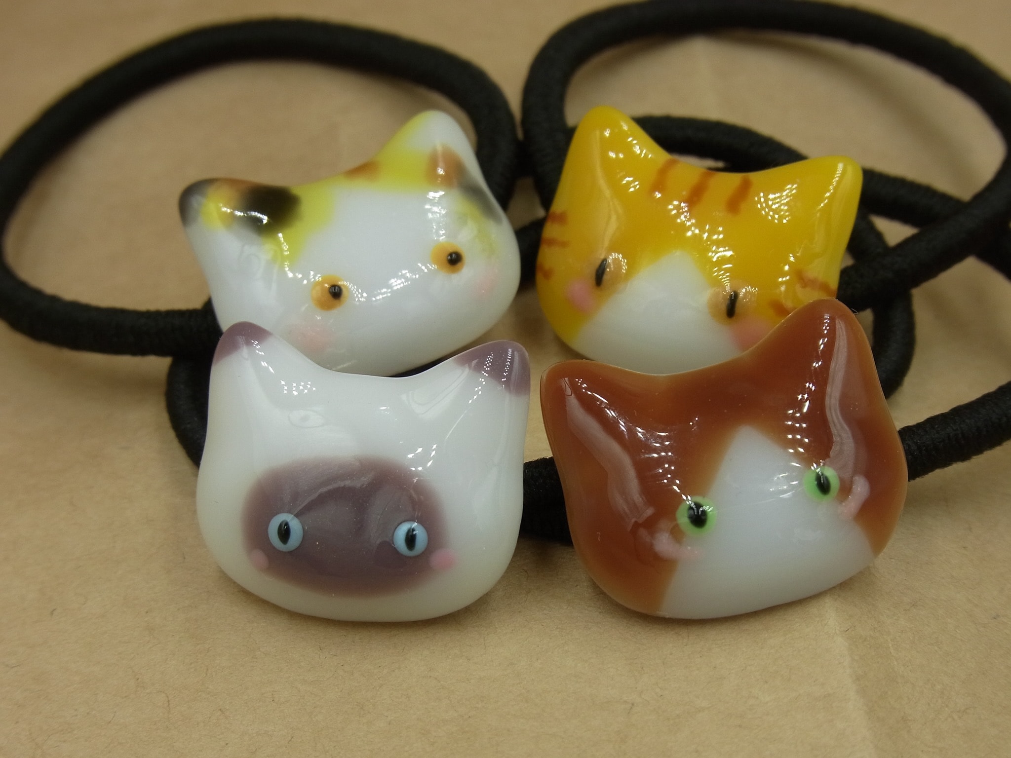 三毛猫のミケ様 レジン ヘアゴム ねこのヘアゴムセット（ミケ