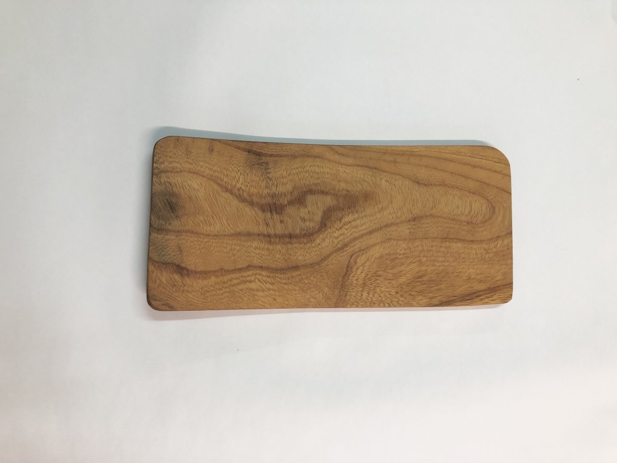 【送料無料】カッティングボード／木製まな板／ハンドメイド【使い方いろいろ】縦約12×横約45×厚み約1ｃｍ