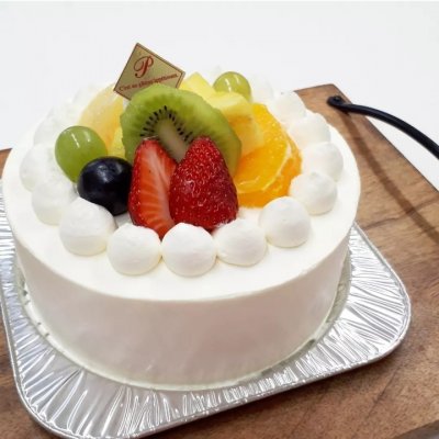 【店頭受け渡し限定】5号サイズ　フルーツ　お誕生日ホールケーキ