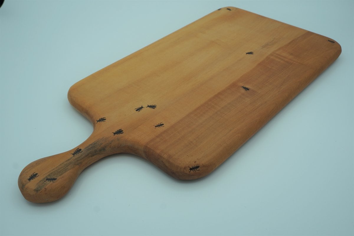 トチ とち 栃 アリ 蟻 手づくり まな板 無垢 国産 木製 木 一枚板 カッティングボード おしゃれ 送料無料