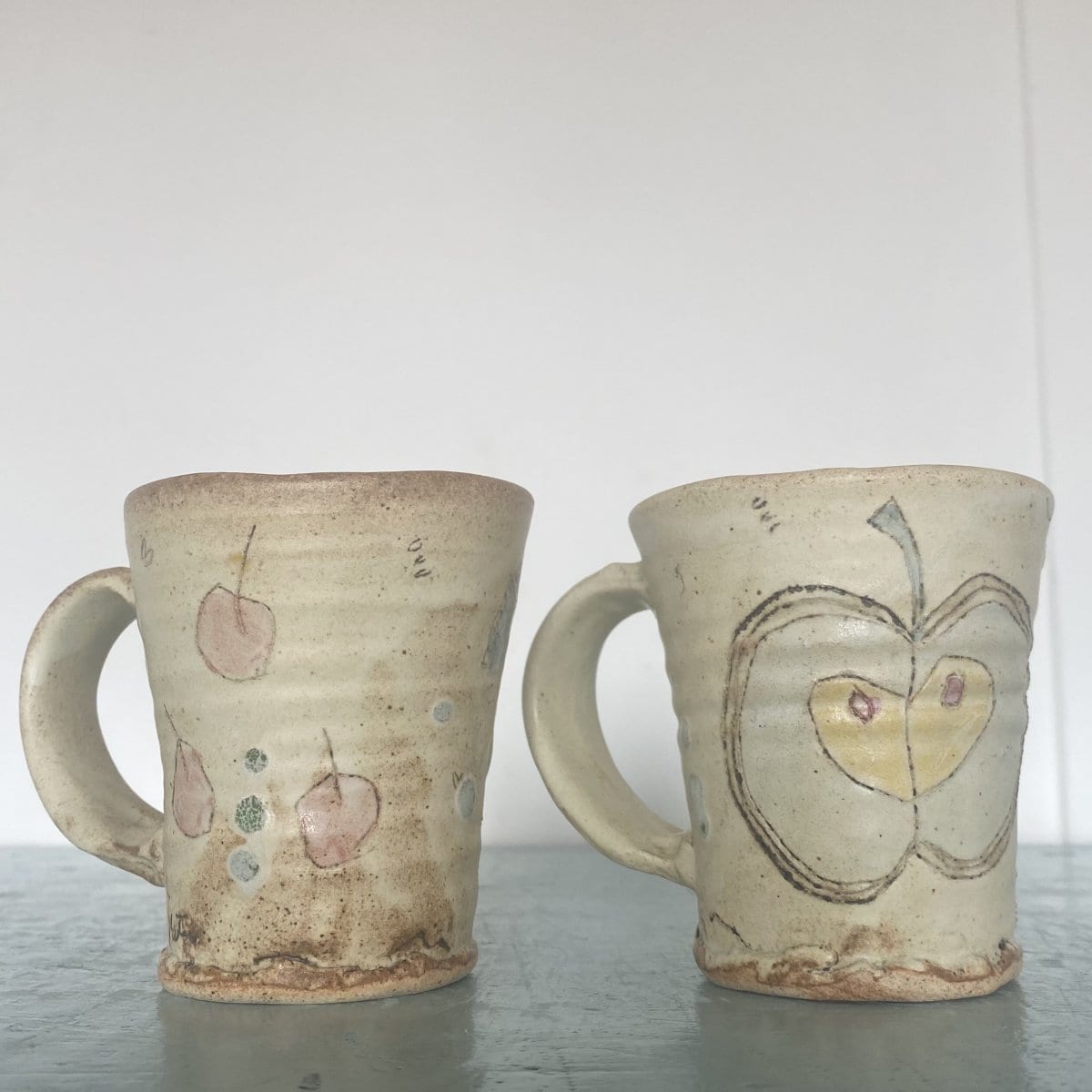 2025マグカップD（梨）