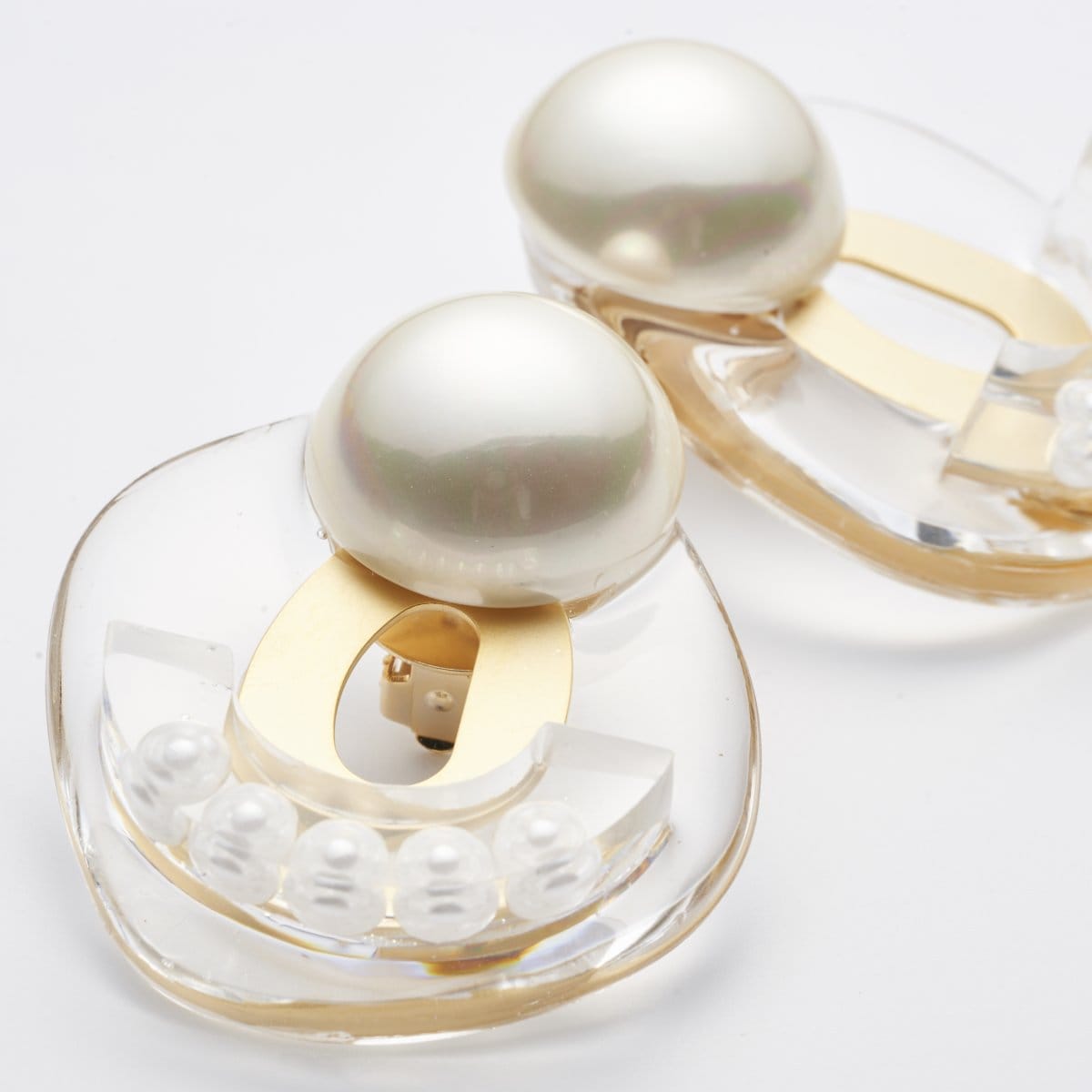 PEARL PEARL EARRING
