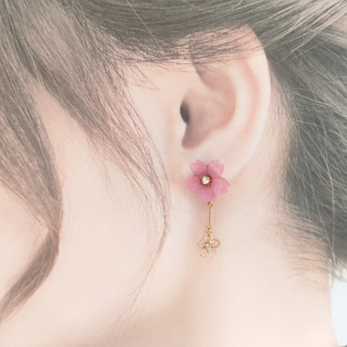 さくら&揺れるお花がチャーミング！　チタンピアス　