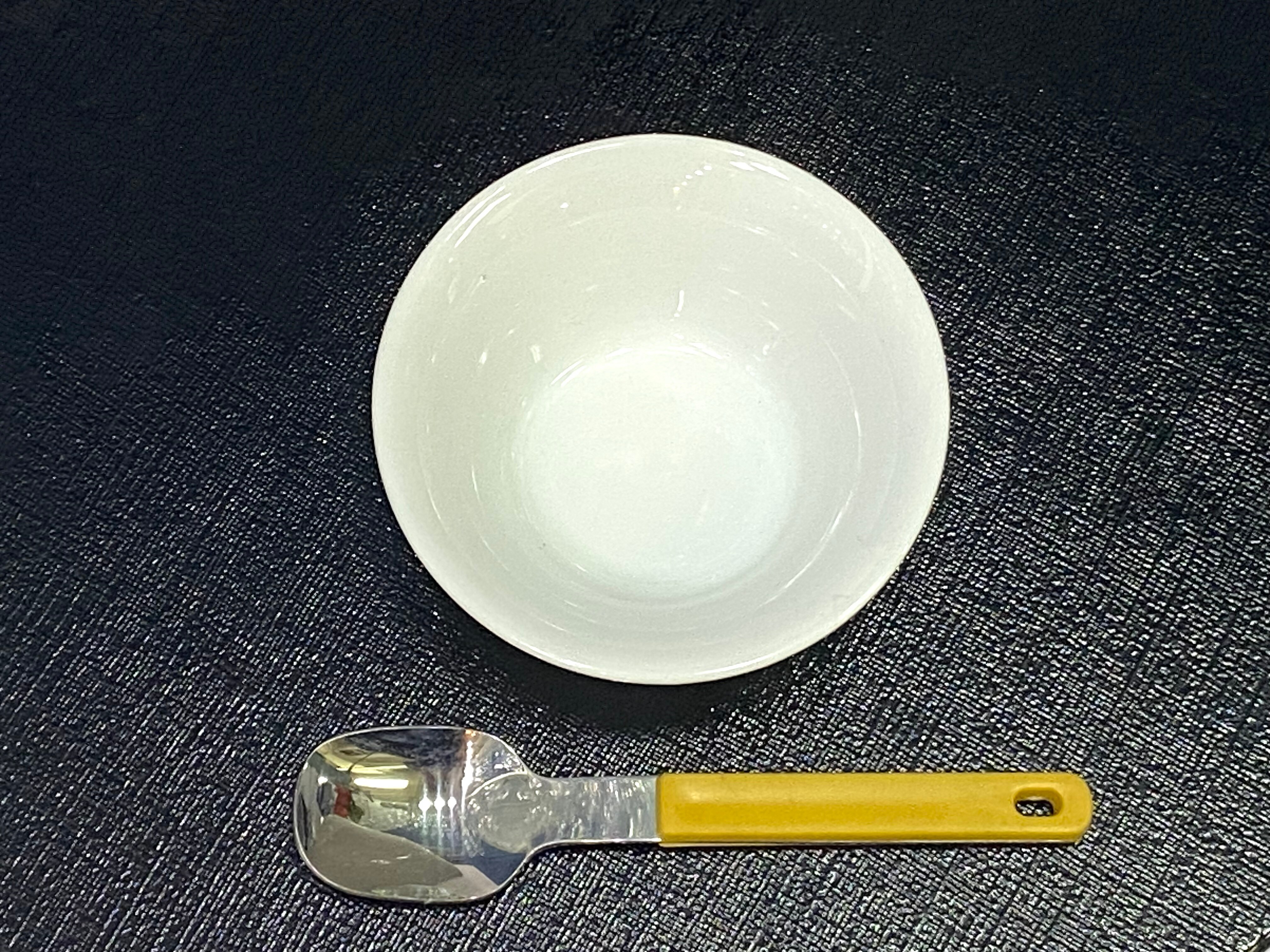 白磁 9cm逆さ富士ボール