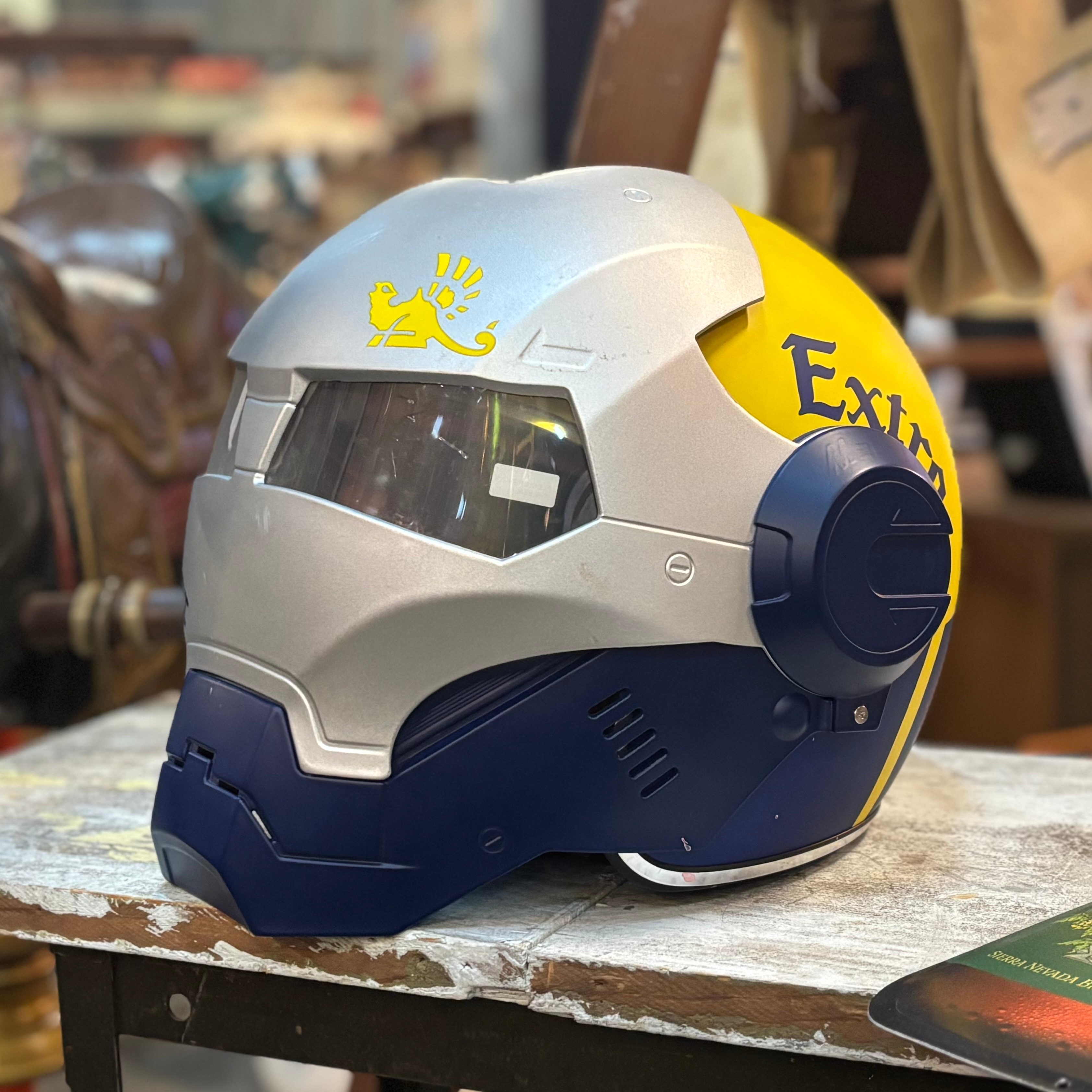 CORONAビール　タンク型　ディスプレイ Corona beerヘルメット型ディスプレイアイテム