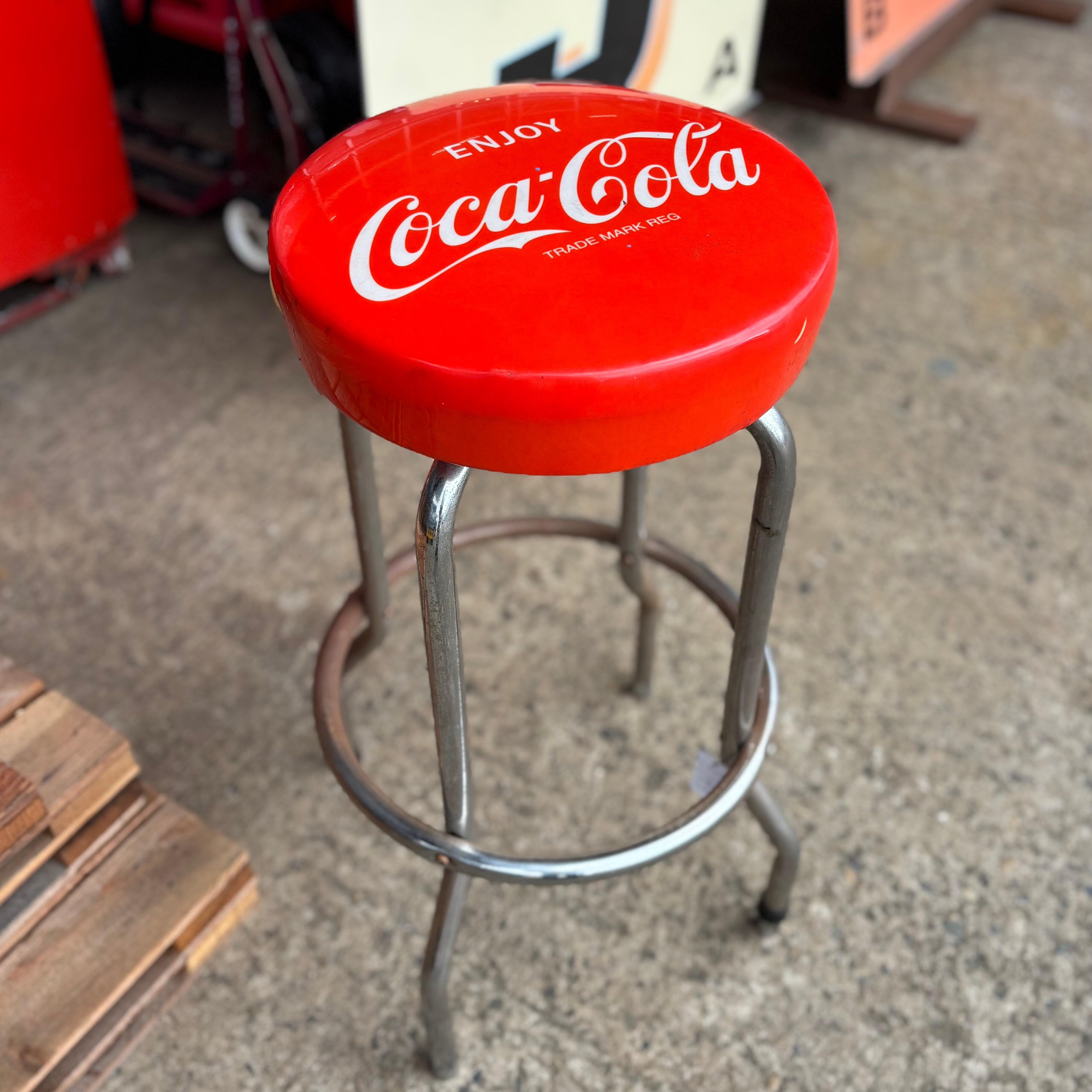 Coca-Cola バースツール 赤