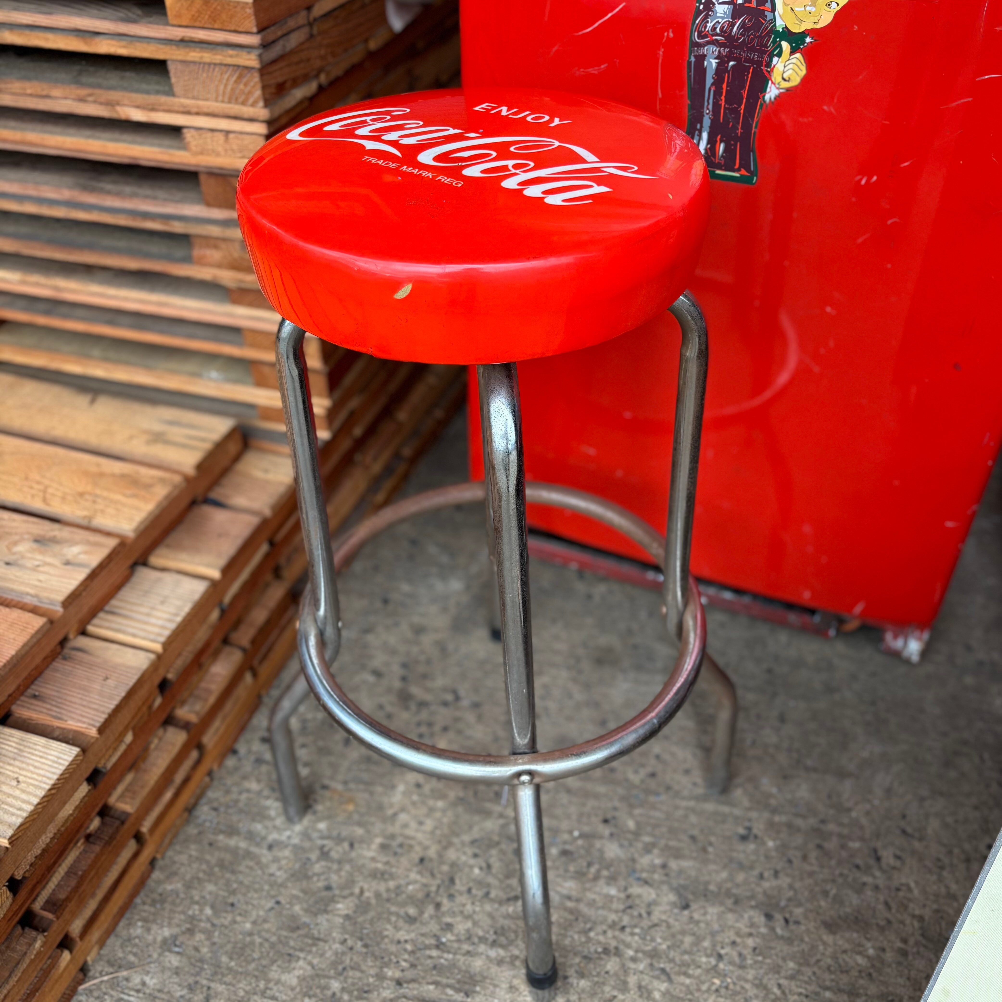 Coca-Cola バースツール 赤