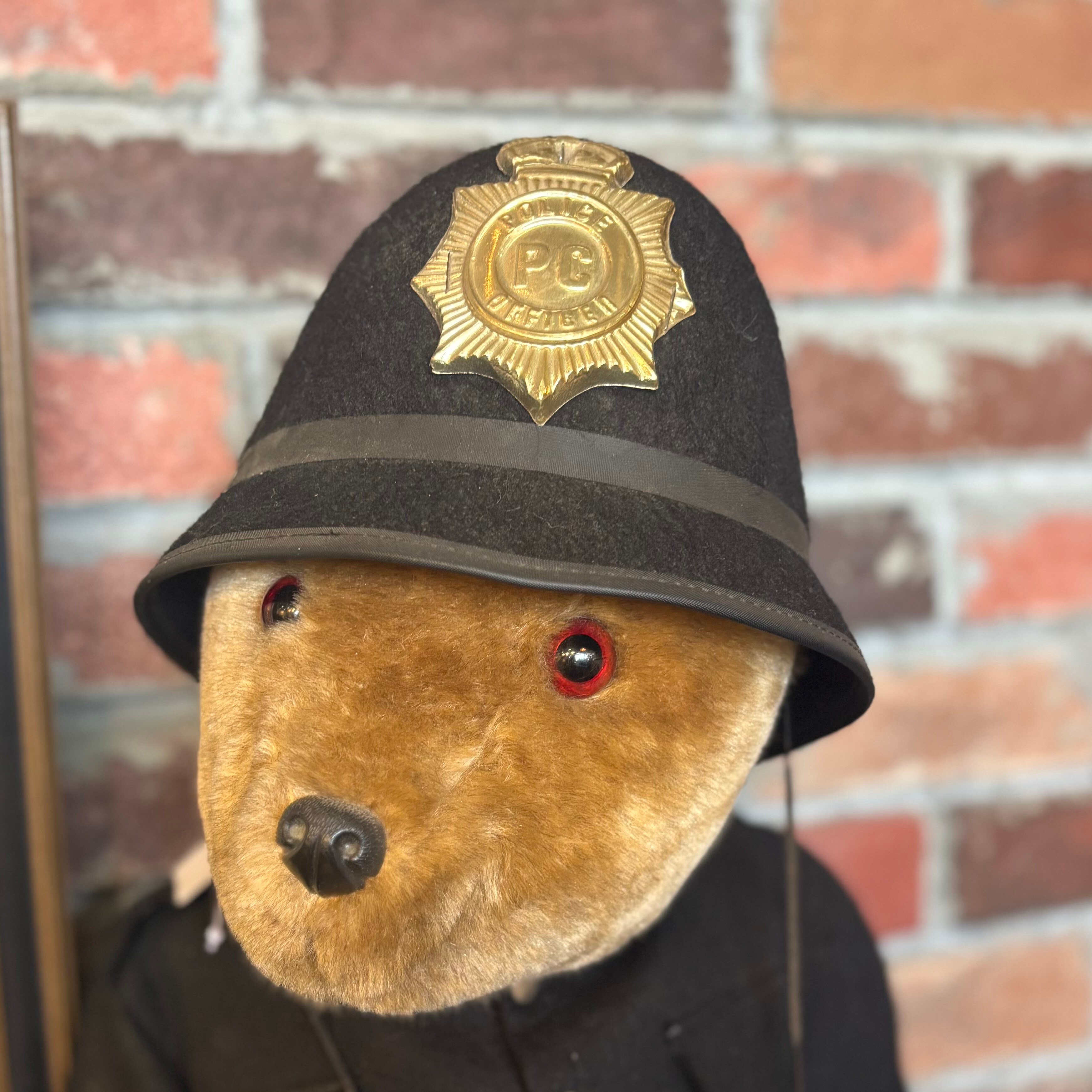 Vintageポリスベア（制服・帽子付き）イギリス風 警察官テディベア