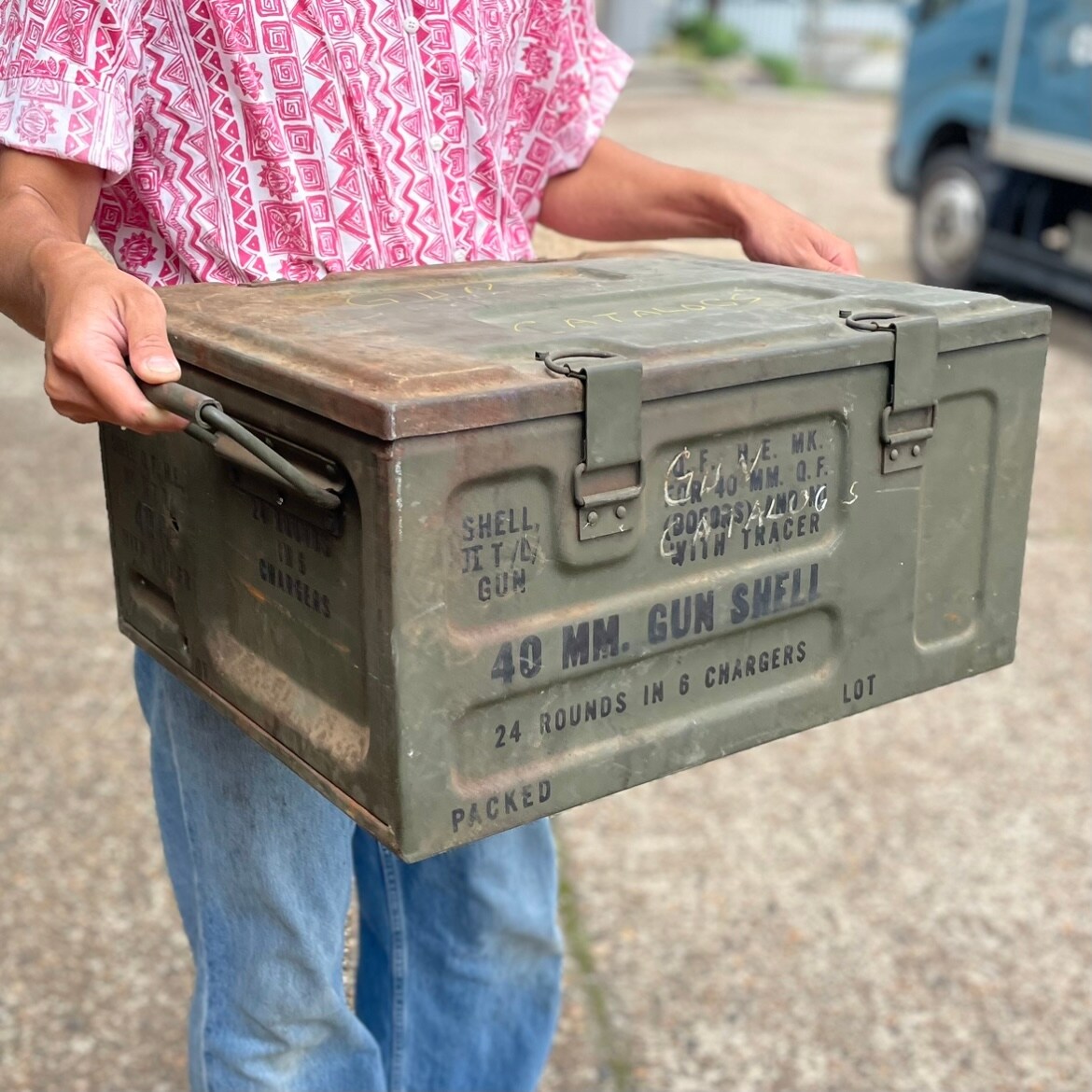 U.S Vintage 40mm Gun Shell Ammo Box