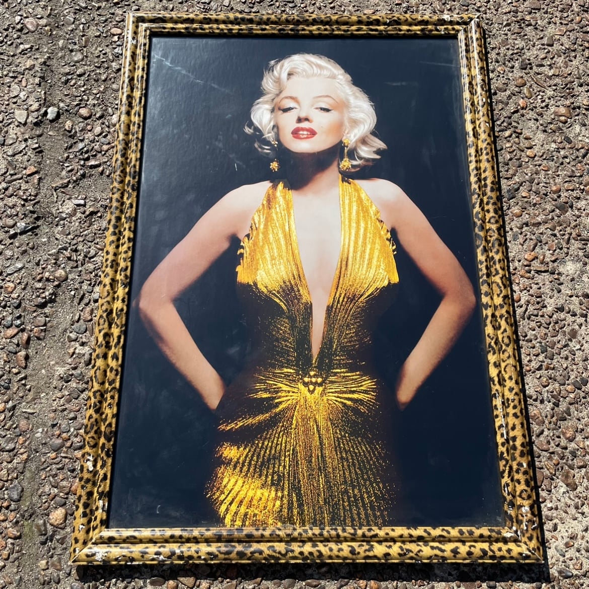 スザンヌマリー　淑女　シルクスクリーン アート 金色 抽象画　額84x111 スザンヌマリー 淑女 シルクスクリーン アート 金色 抽象画 額