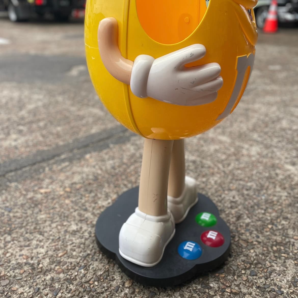 M&M's イエローフィギュア モデル番号91801 2001年製造 M&M's エムアンドエムズ コレクターシリーズ イエロー
