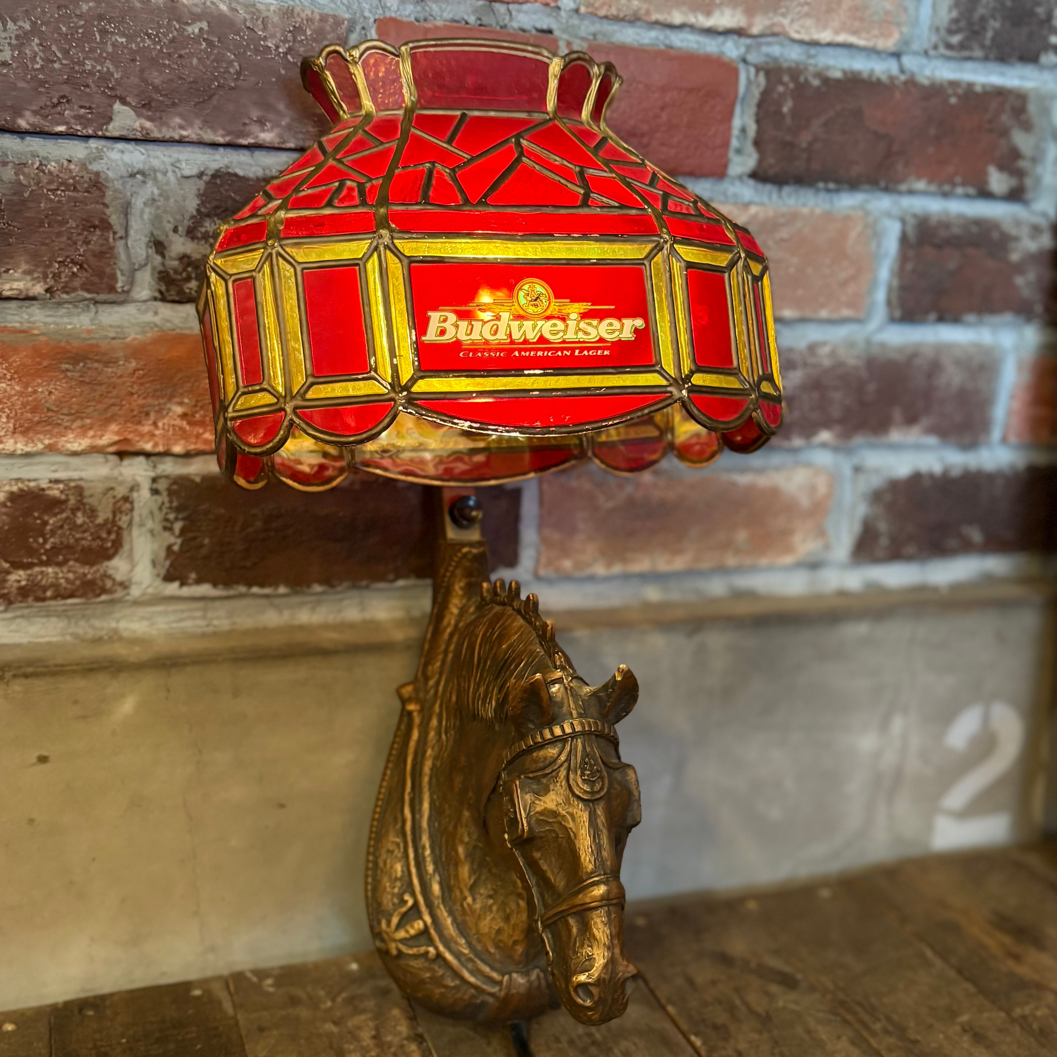 Budweiser Vintage like a Stained Glass Wall Lamp