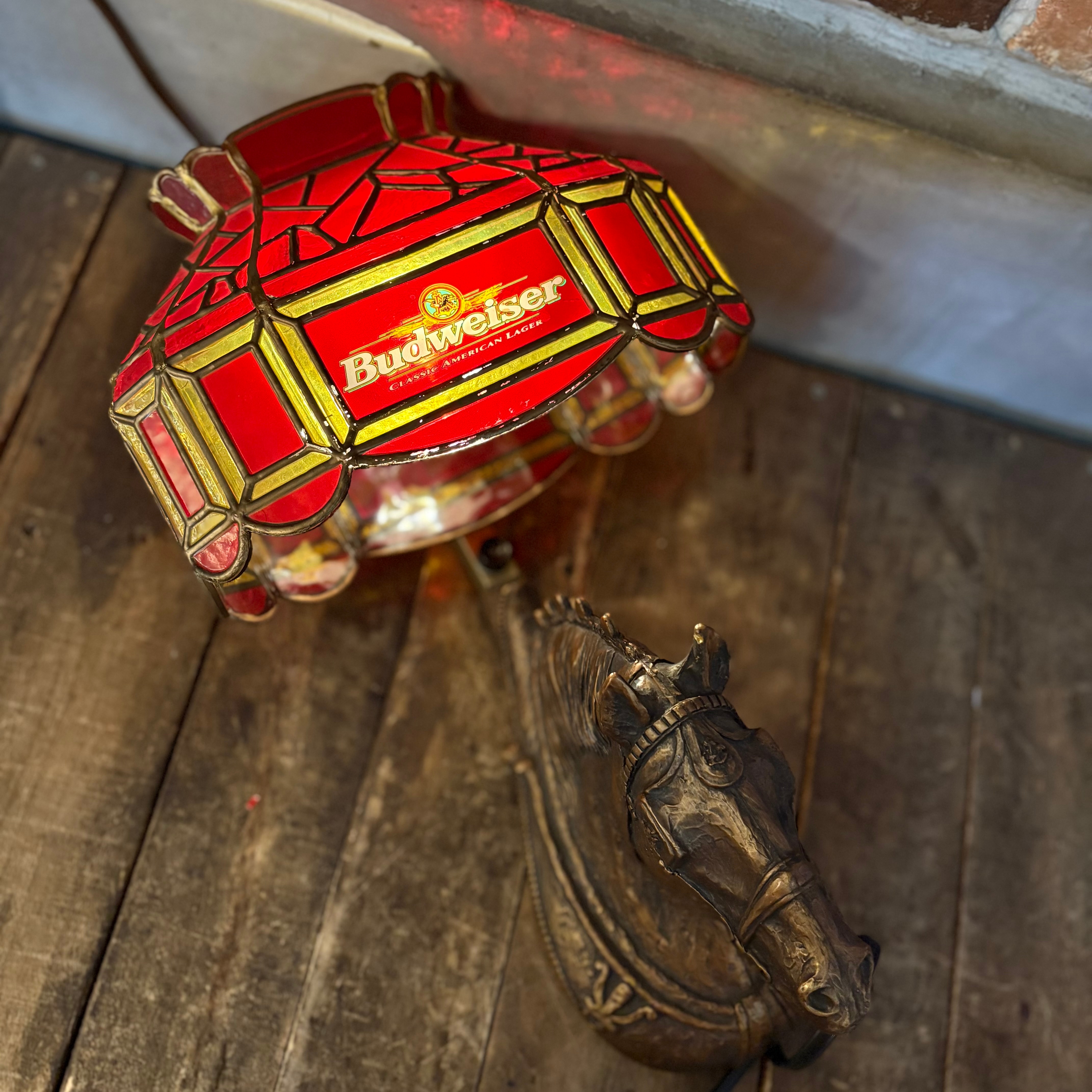 Budweiser Vintage like a Stained Glass Wall Lamp