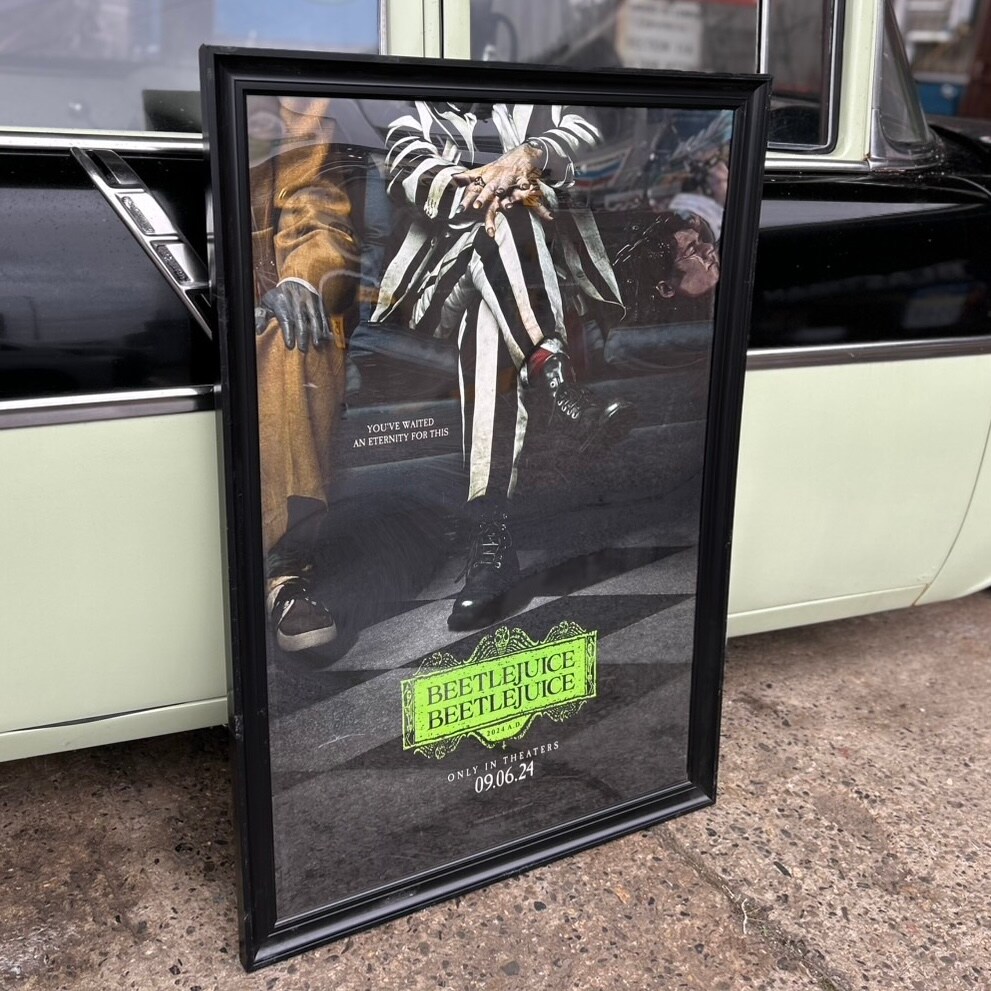アートポスター テッド・ミューリング エキシビジョンポスター Beetlejuice Beetlejuice” 2024 Theatrical Poster