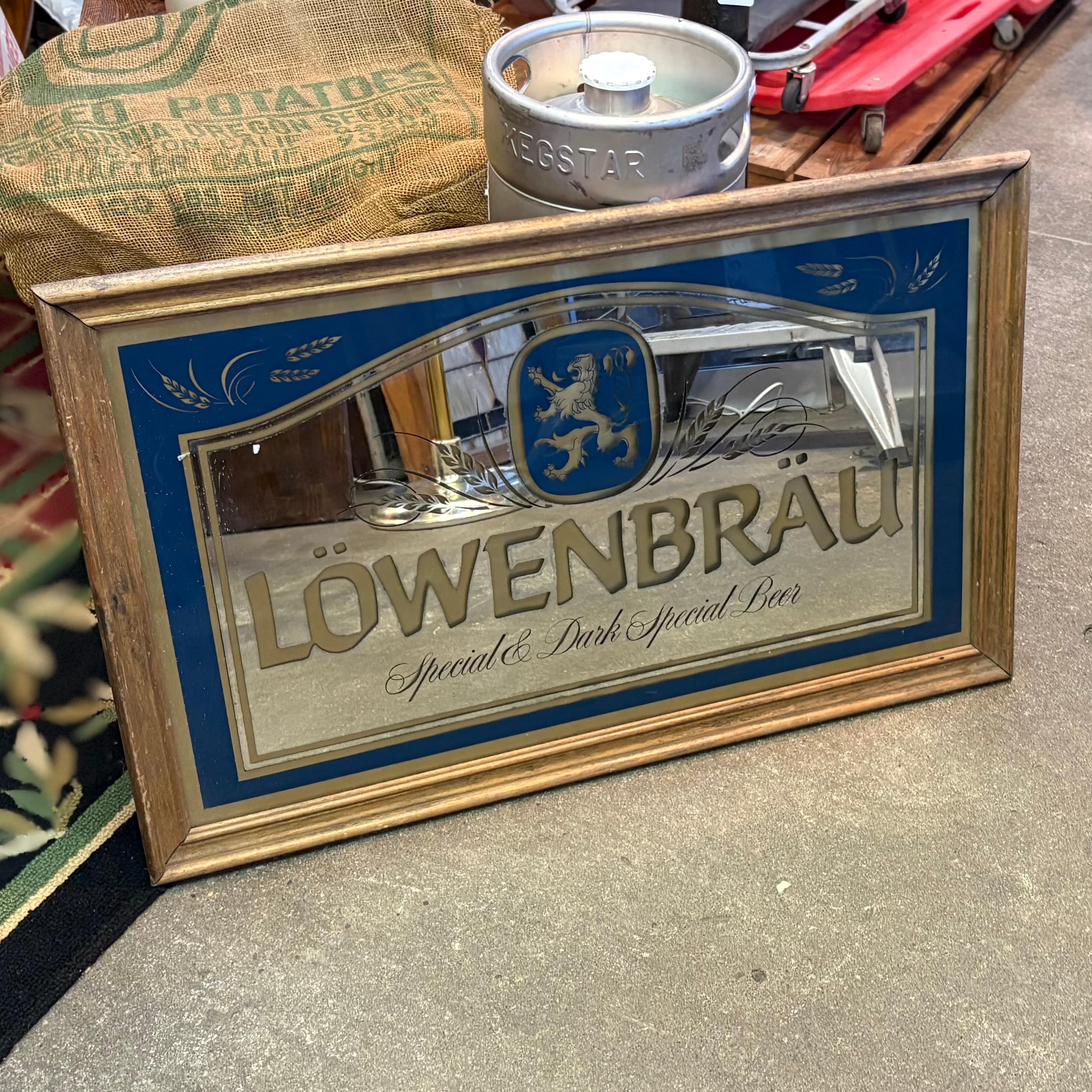 Löwenbräu ヴィンテージ・パブミラー