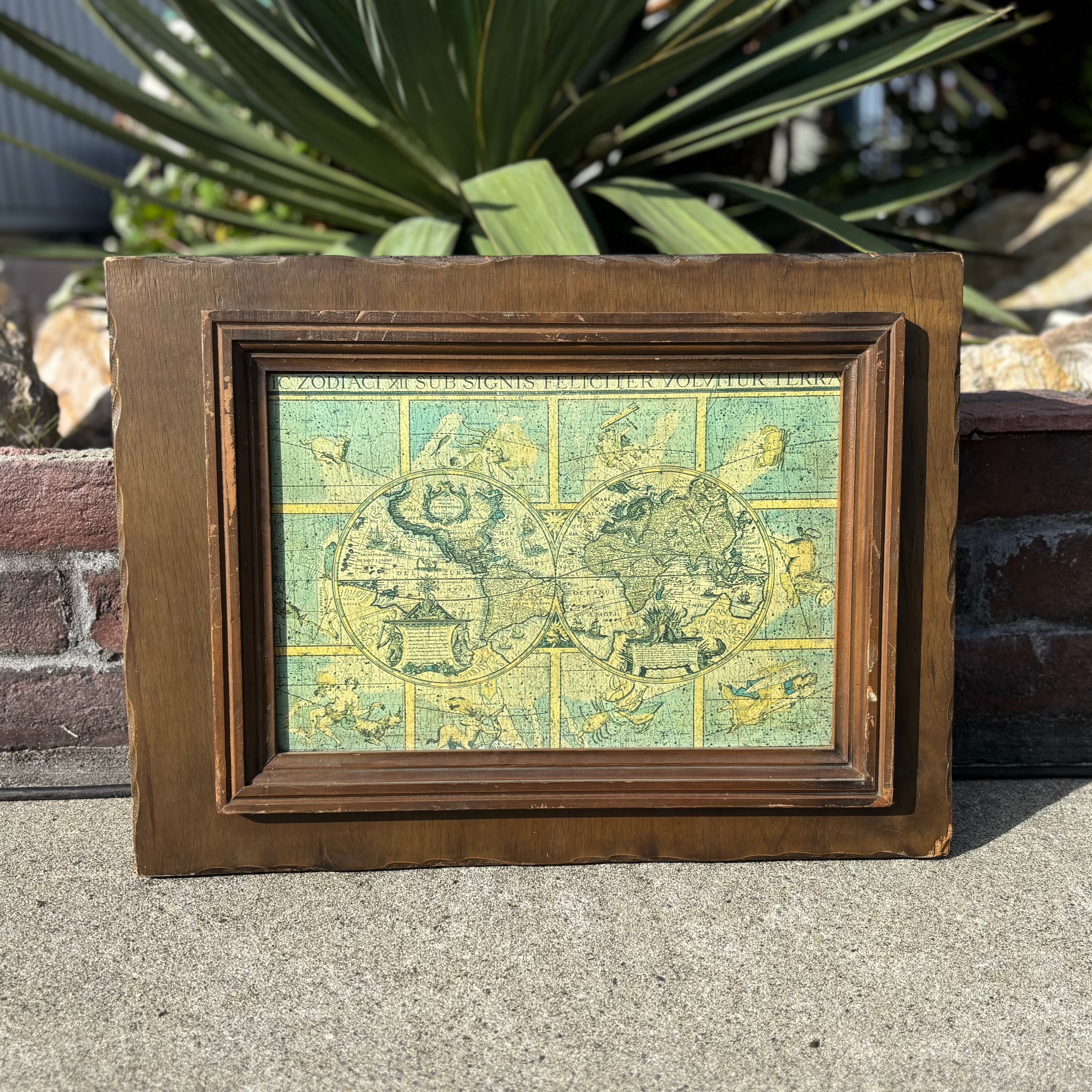 アンティーク　版画　アメリカ Vintage Wooden Wall Cabinet with Map Decal
