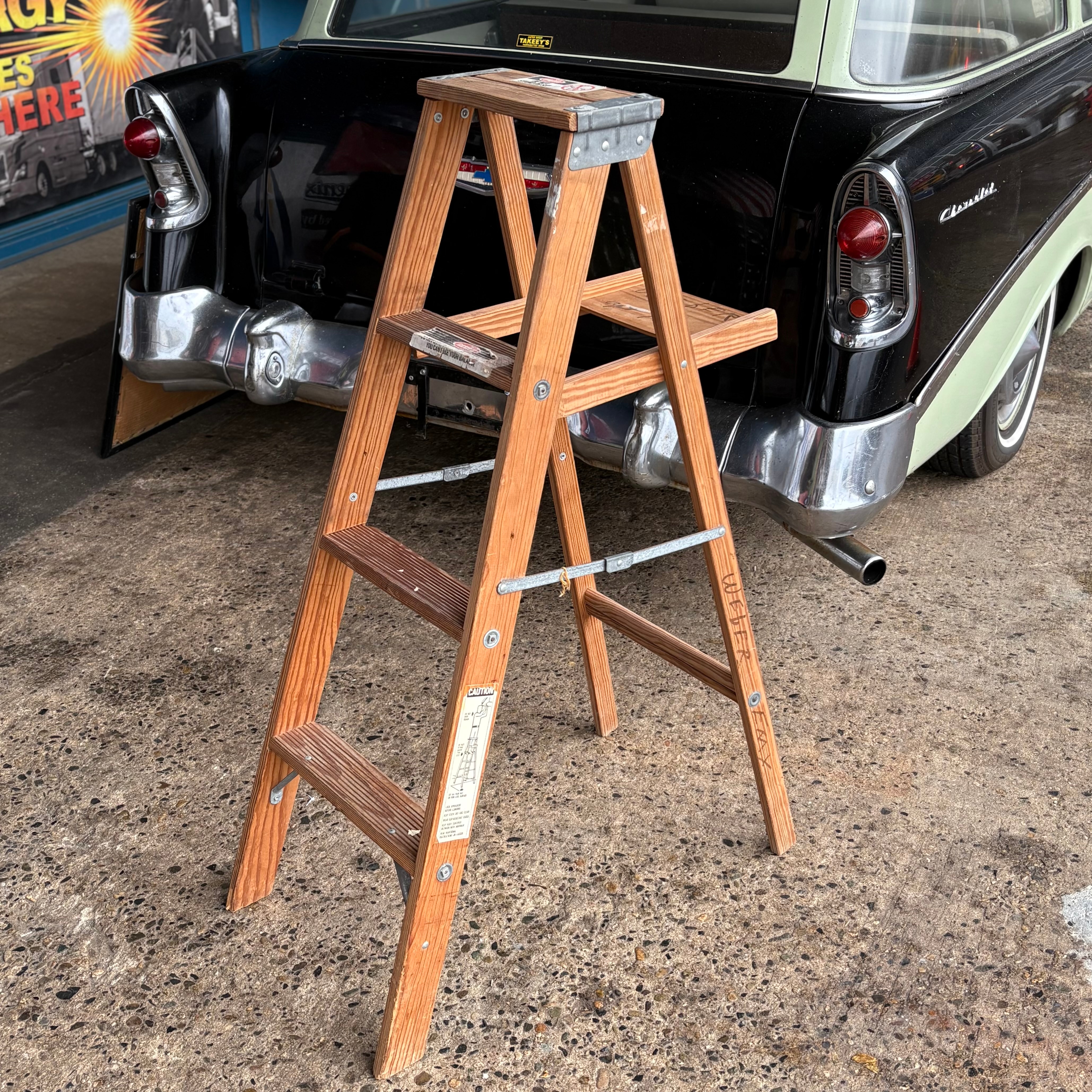 American Vintage Wood Step Ladder – Industrial Utility Decor”