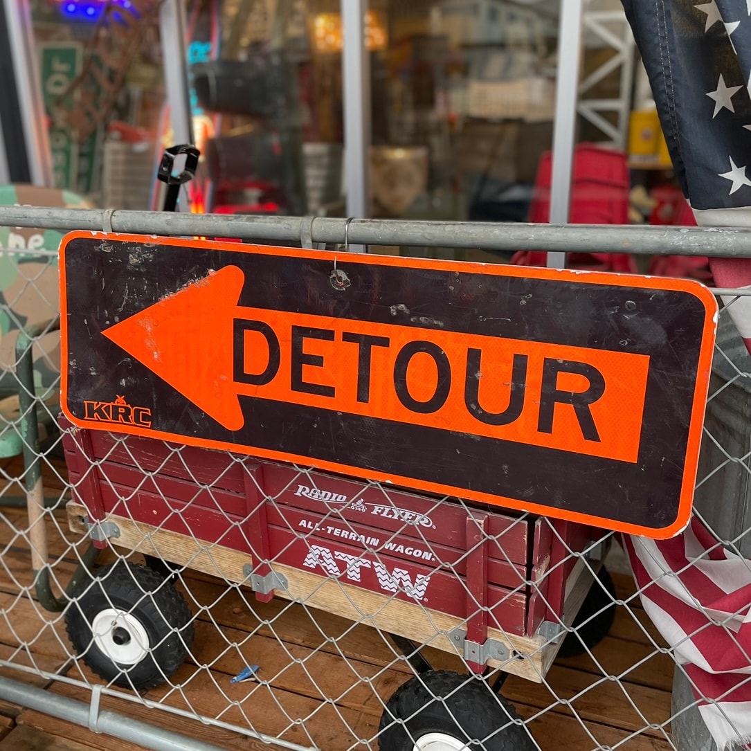 U.S Road Sign DETOUR