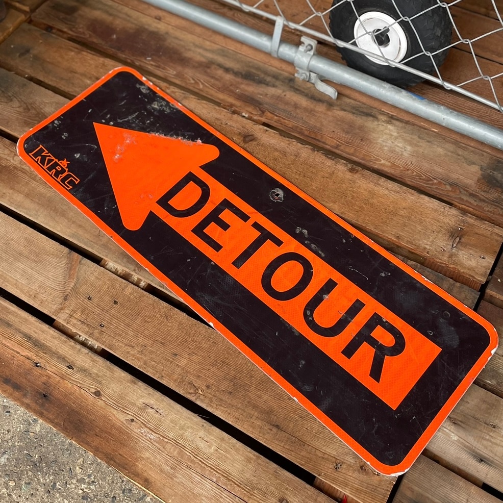 U.S Road Sign DETOUR
