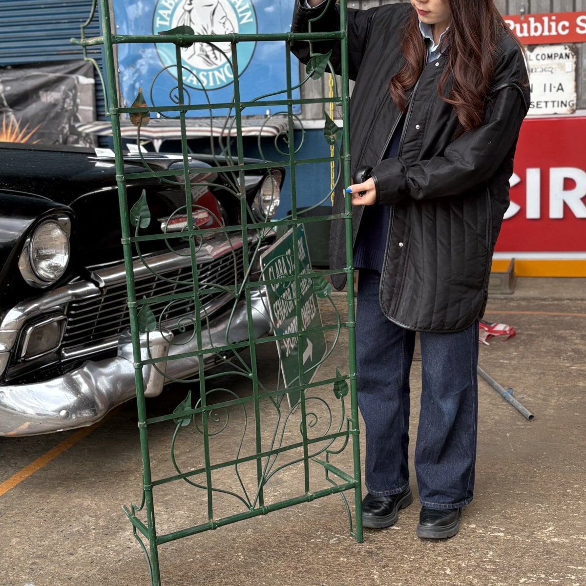 Vintage Elegant Green Iron Rack