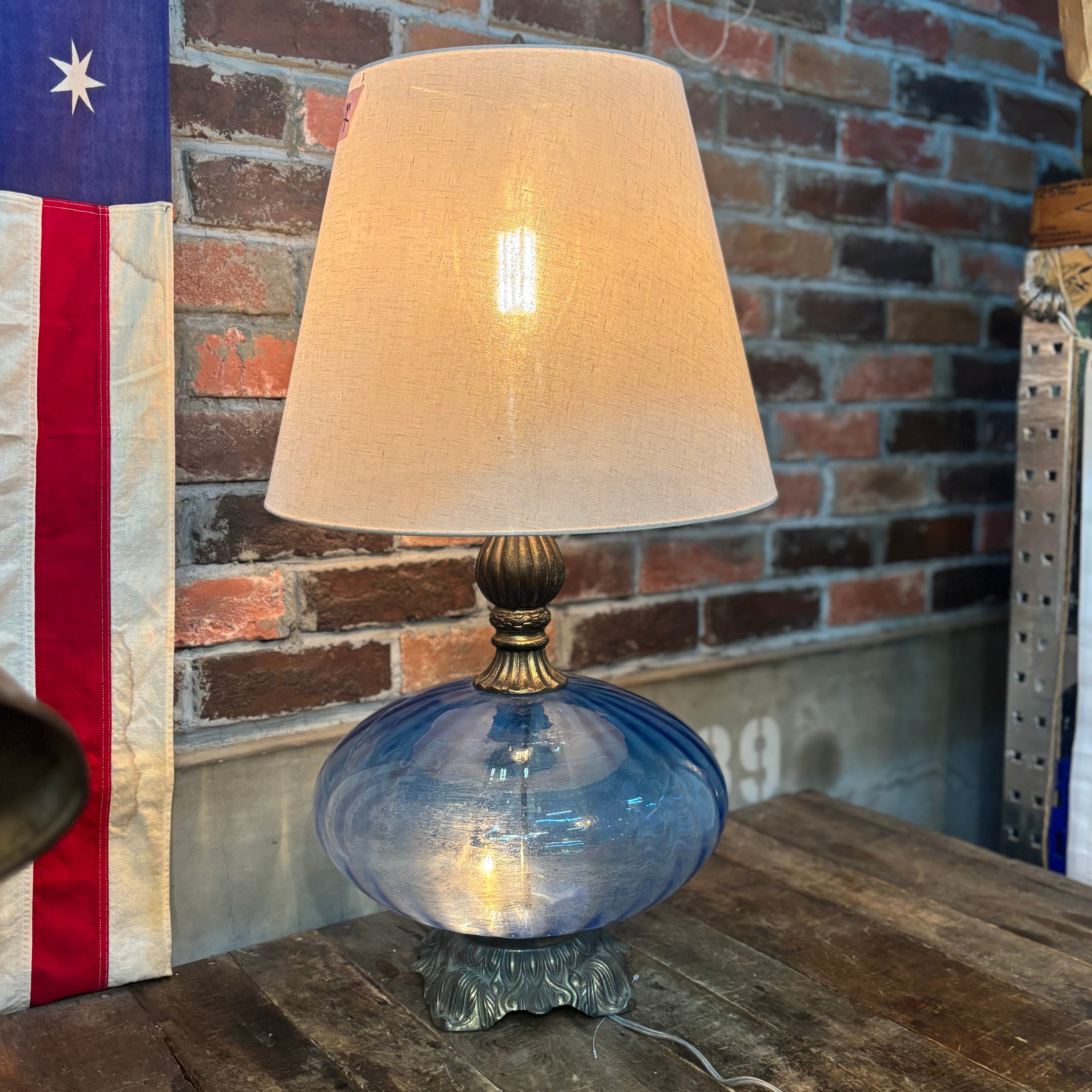 ハンドメイド　ランプ Vintage Two-Way Blue Glass Table Lamp with Fabric Shade