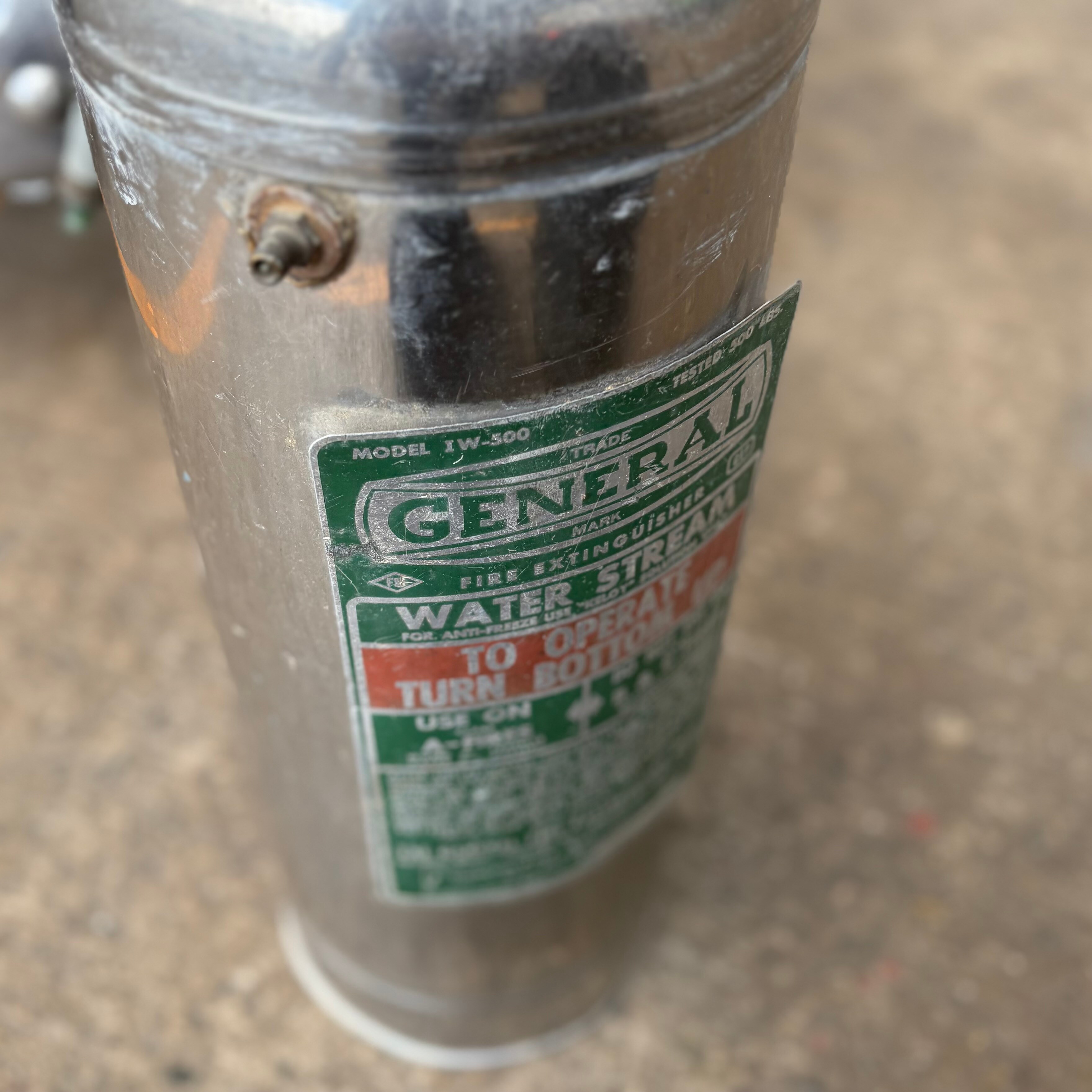 VINTAGE GENERAL FIRE EXTINGUISHER】1960s U.S.A.