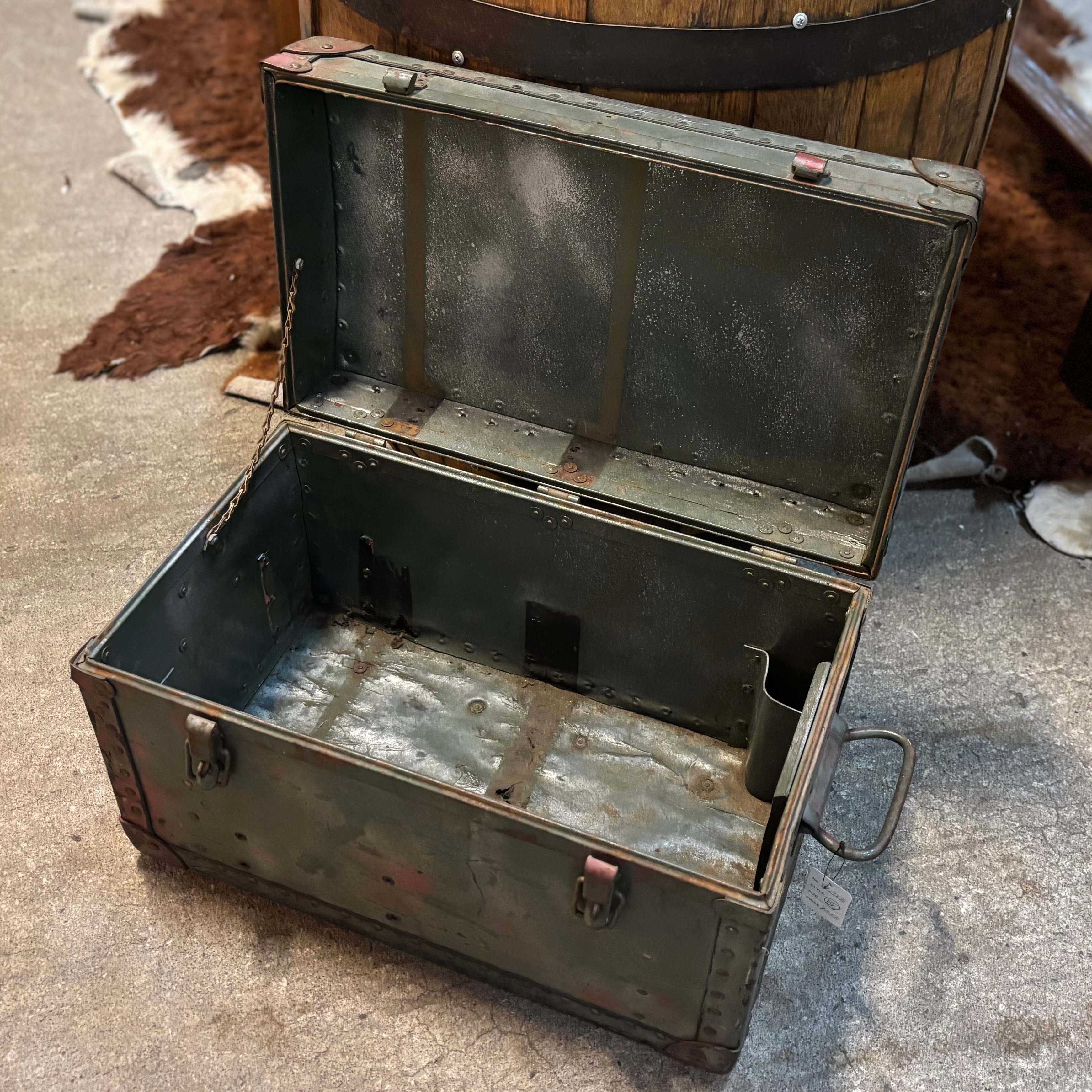 米軍ヴィンテージ　1973年製造　チェスト 米軍ヴィンテージ 1973年製造 チェスト 米軍ヴィンテージ 1973年製造