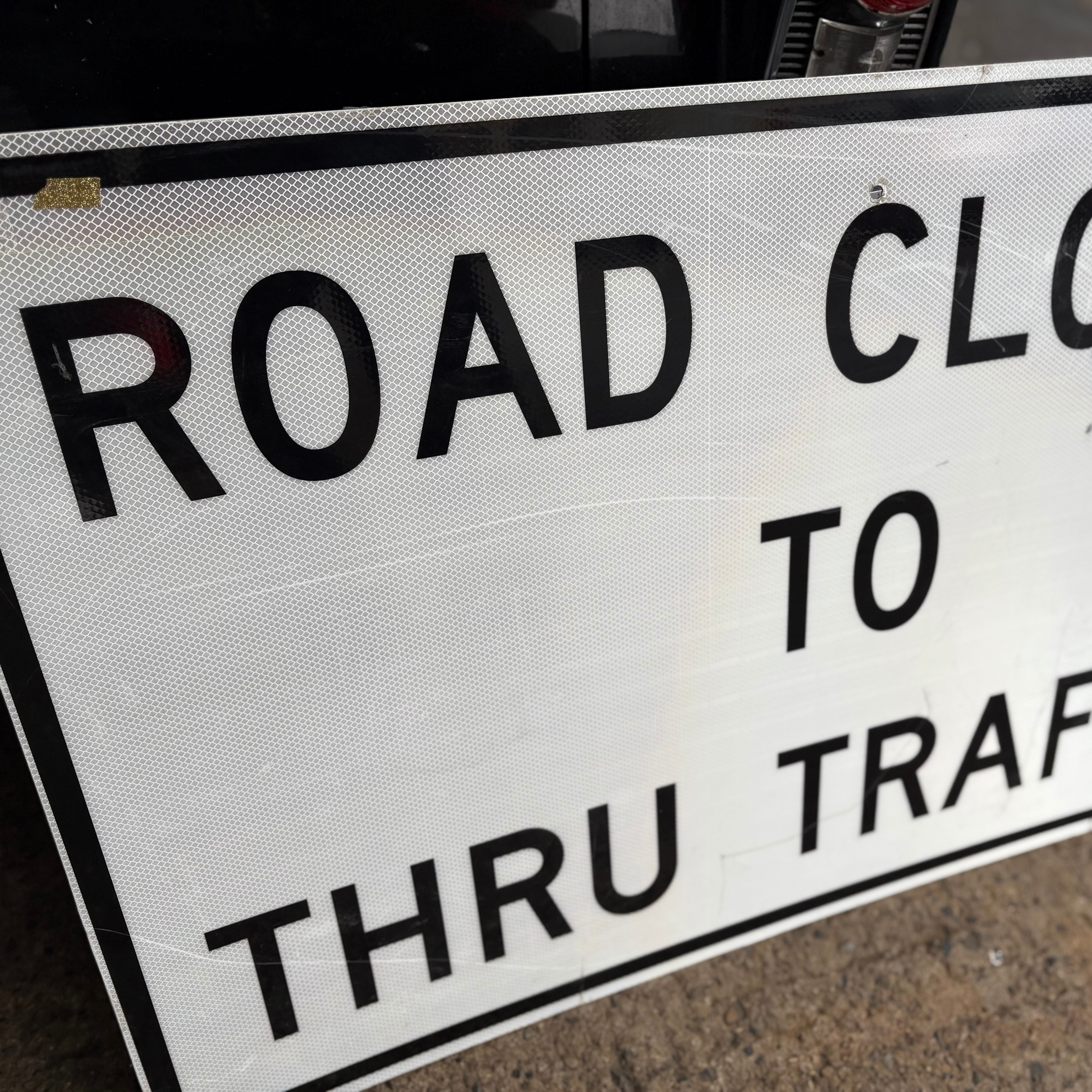 Vintage“ROAD CLOSED” アメリカンロードサイン