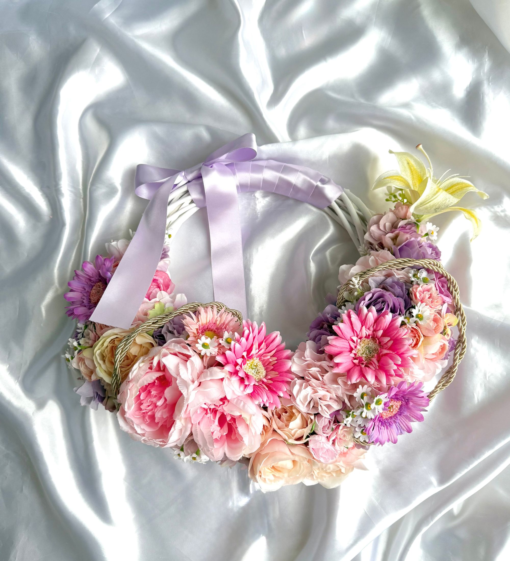 ラプンツェルカラーのリースブーケ(ブートニア付き)|ウェディング